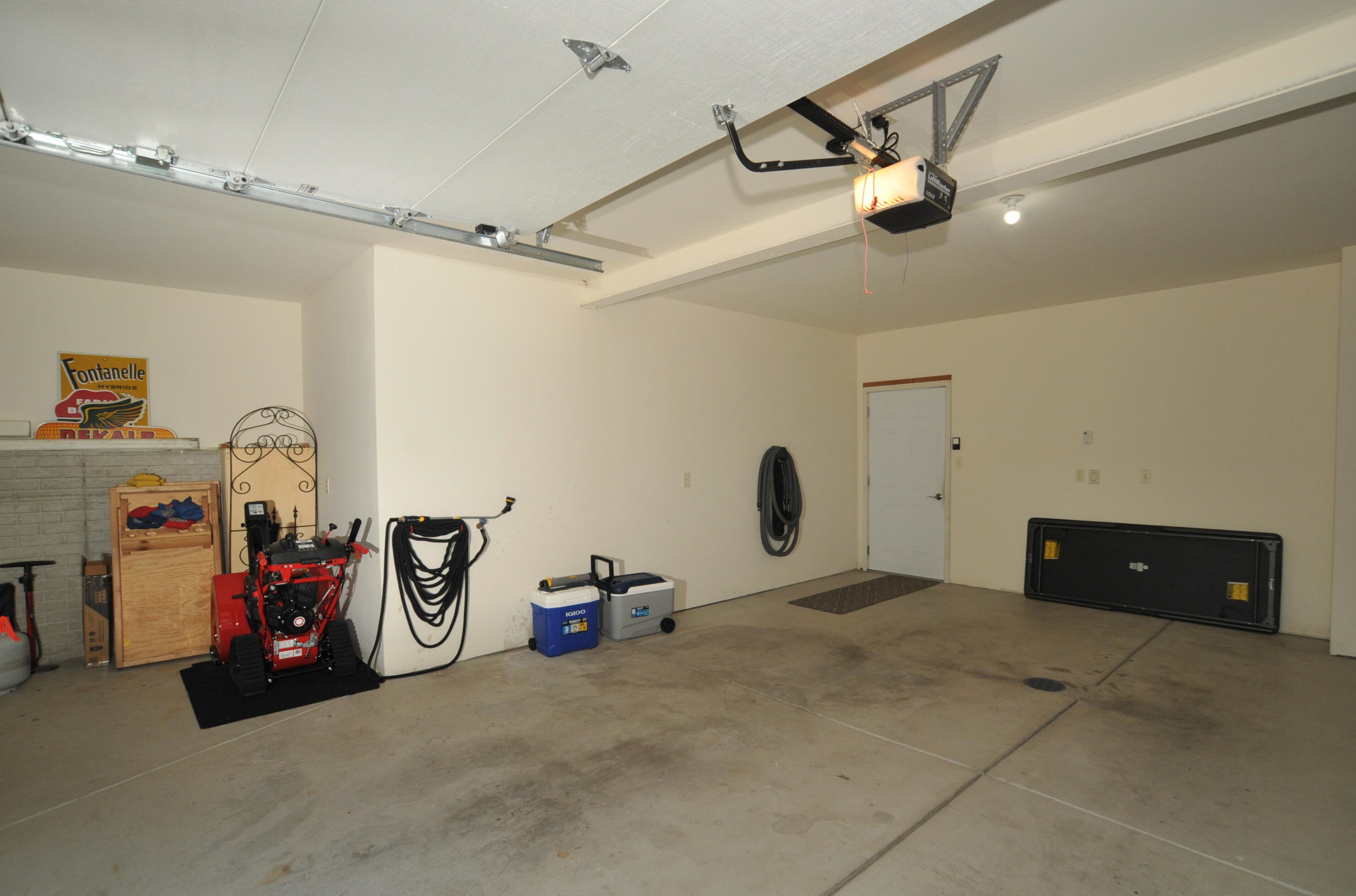2105 Patrick Ln, Waukesha WI  53188-2688 exterior