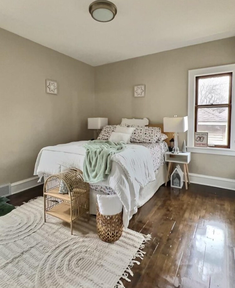 3266 52nd St, Milwaukee WI  53216-3242 exterior