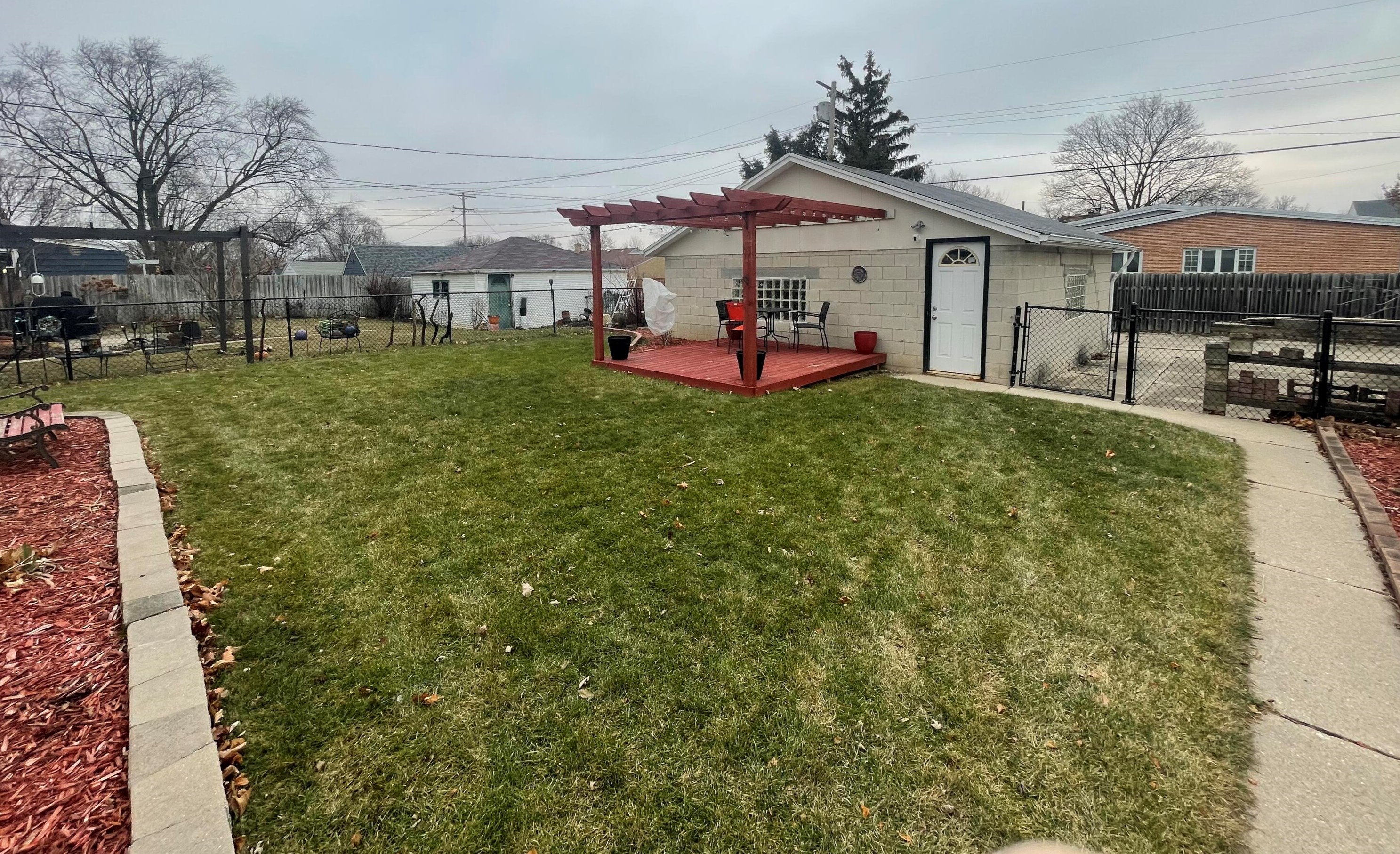 3776 98th St, Milwaukee WI  53222-2414 exterior