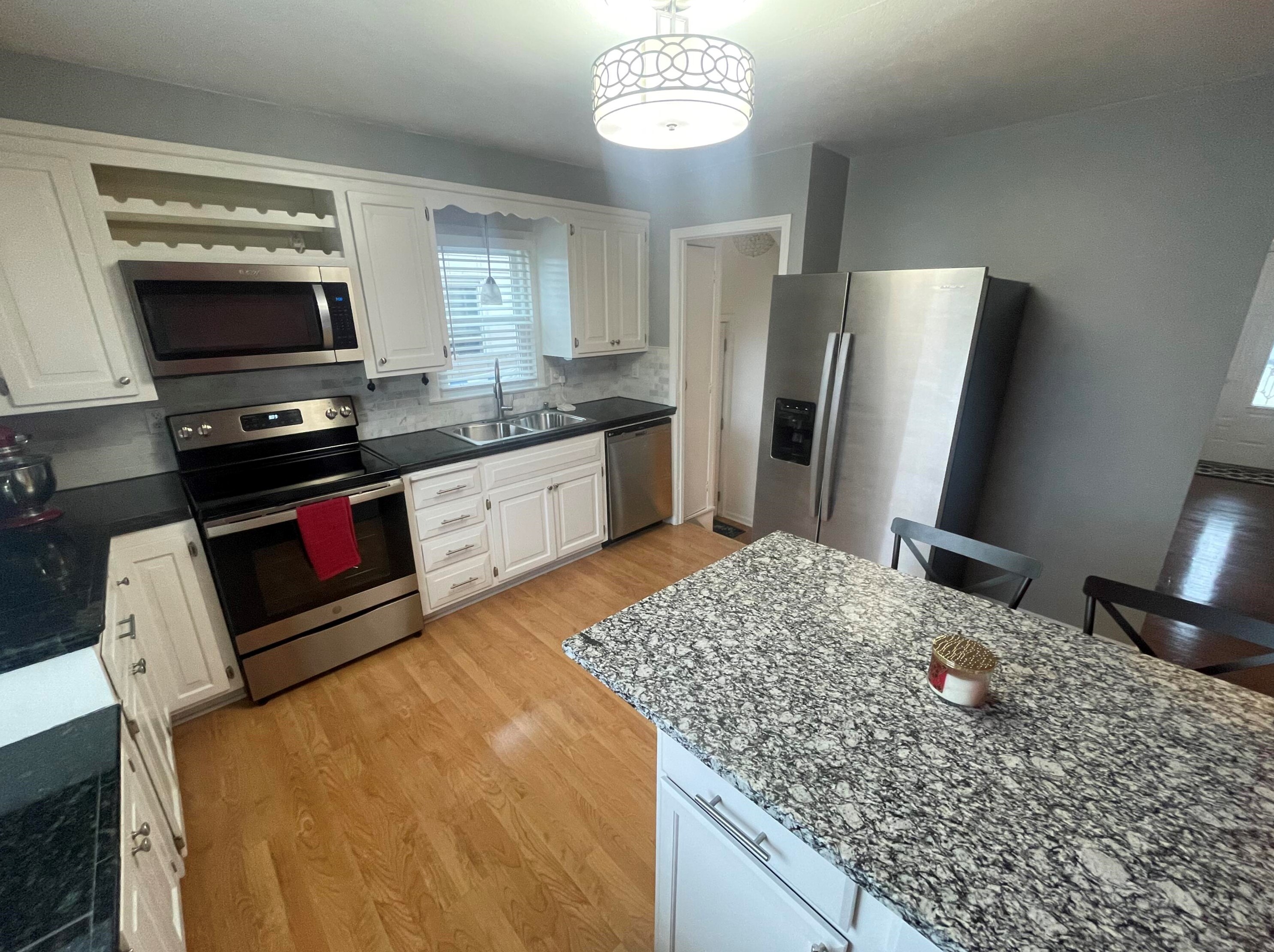 3776 98th St, Milwaukee WI  53222-2414 exterior