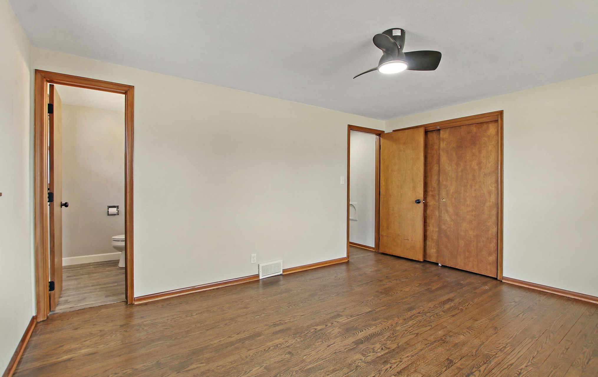5607 53rd Ave, Kenosha WI  53144-2332 exterior