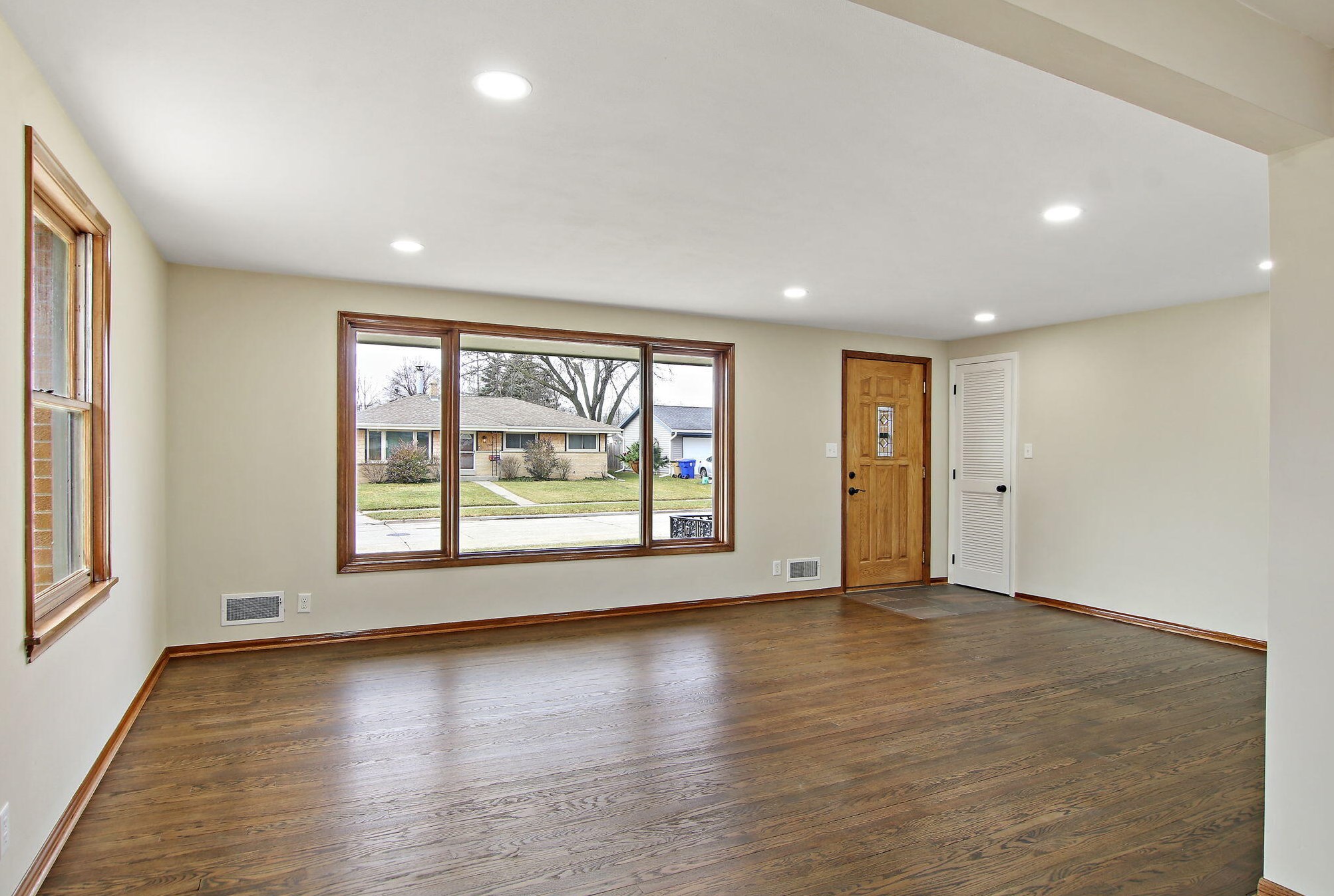 5607 53rd Ave, Kenosha WI  53144-2332 exterior