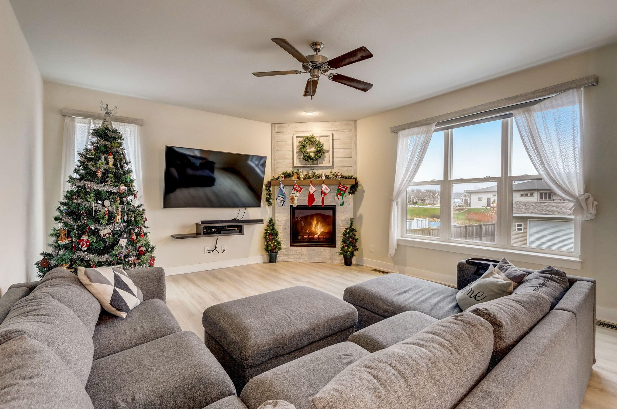 1573 Barbara St, Lyons WI  53105-9480 exterior