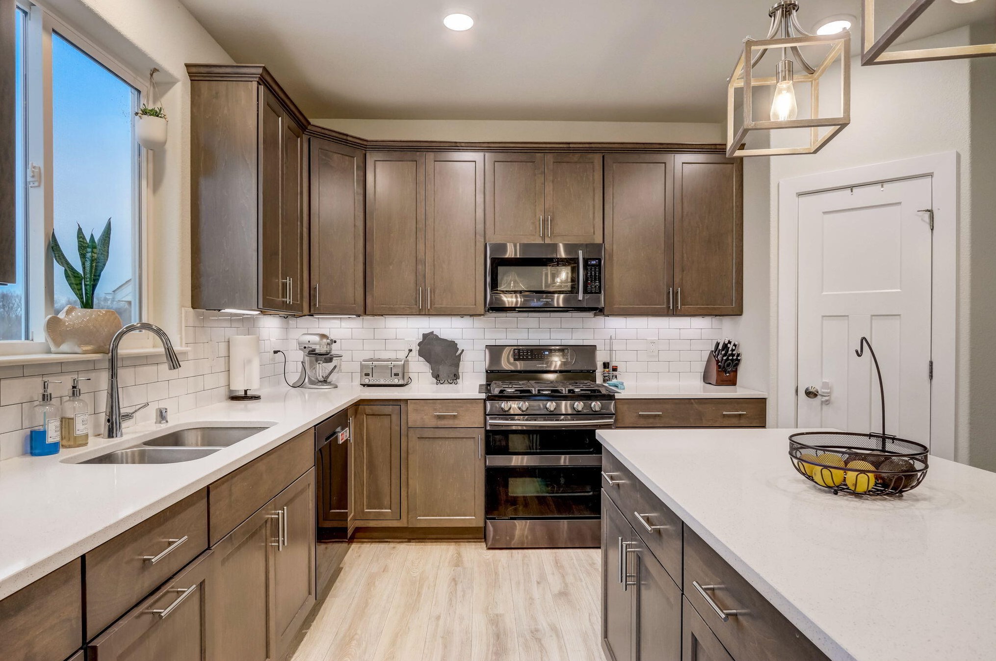1573 Barbara St, Lyons WI  53105-9480 exterior
