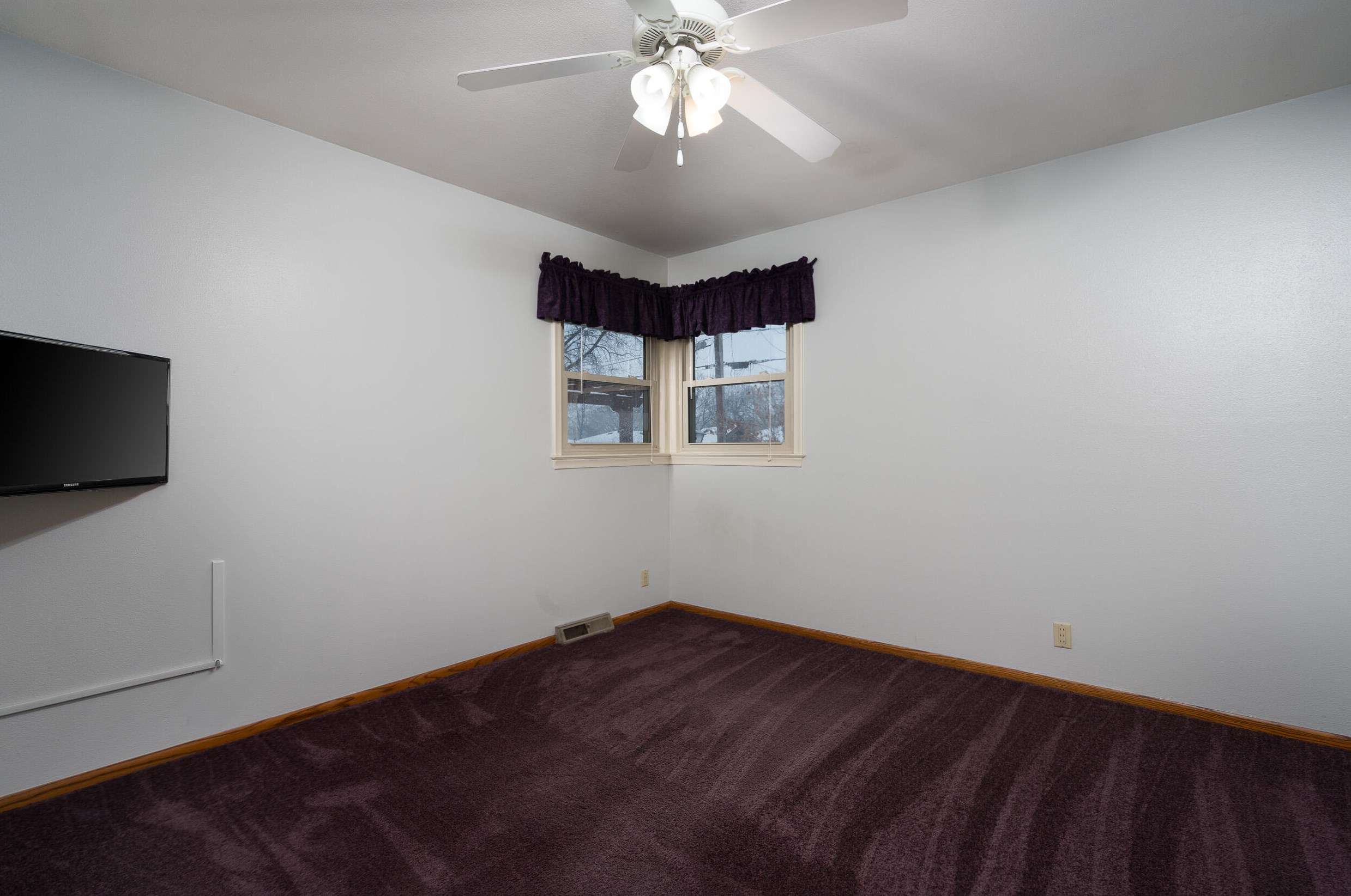 8801 Burdick Ave, Milwaukee WI  53227-4530 exterior