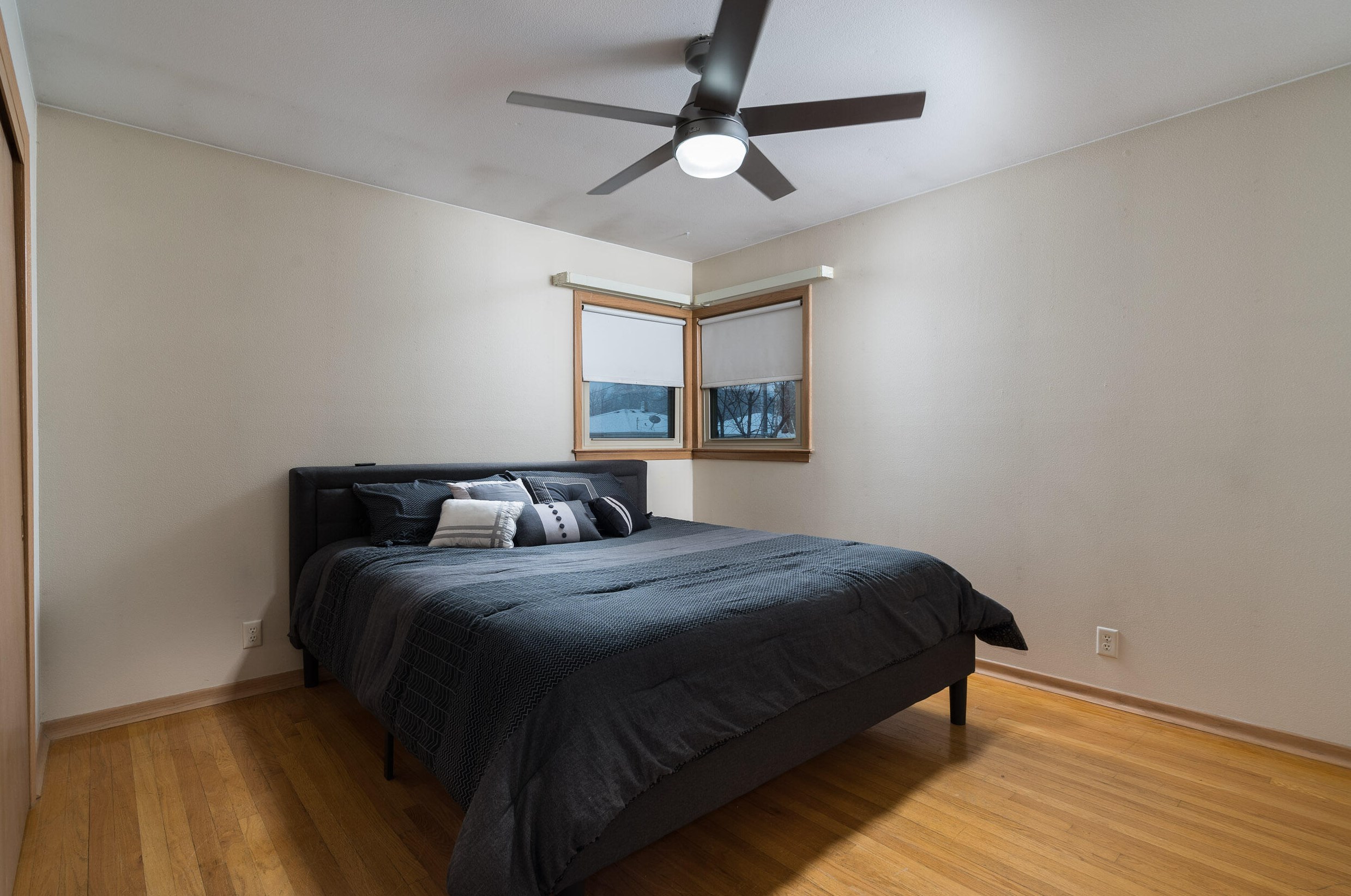 8801 Burdick Ave, Milwaukee WI  53227-4530 exterior