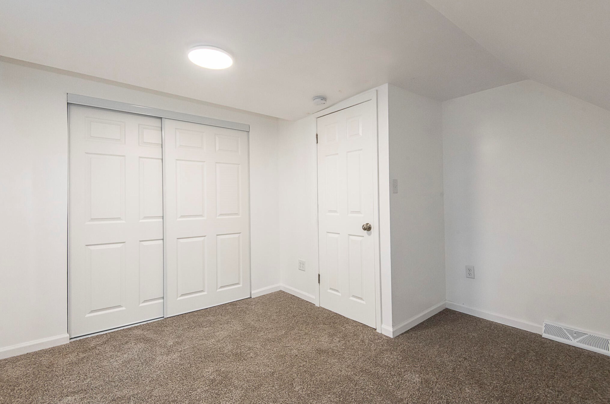 6430 56th St, Milwaukee WI  53223-5948 exterior