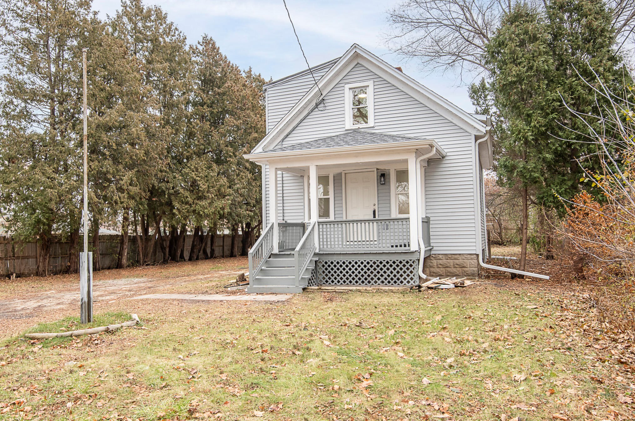 6430 56th St, Milwaukee WI  53223-5948 exterior