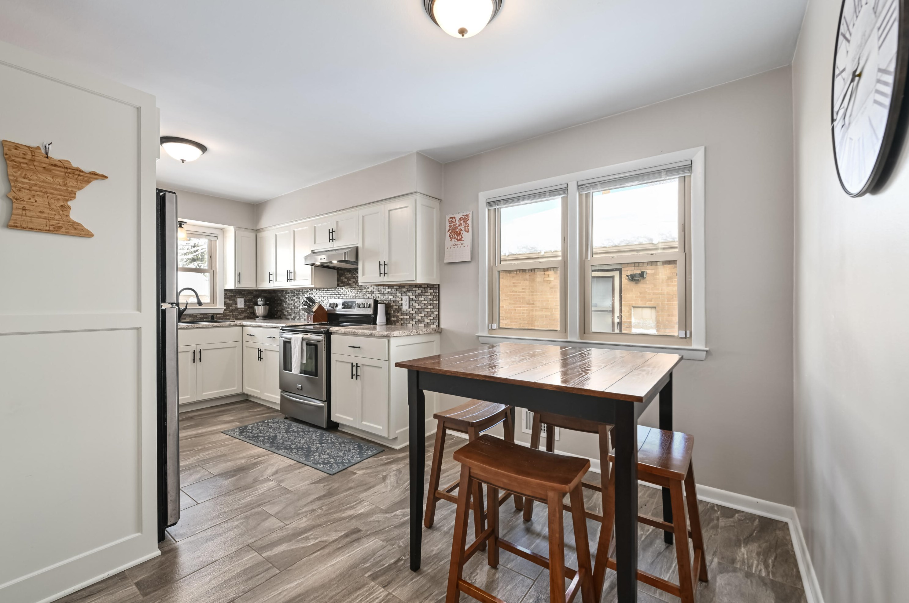 7900 Melvina St, Milwaukee WI  53222-2938 exterior