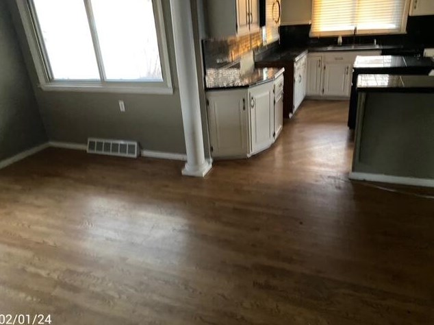 8292 61st St, Milwaukee WI  53223-3562 exterior