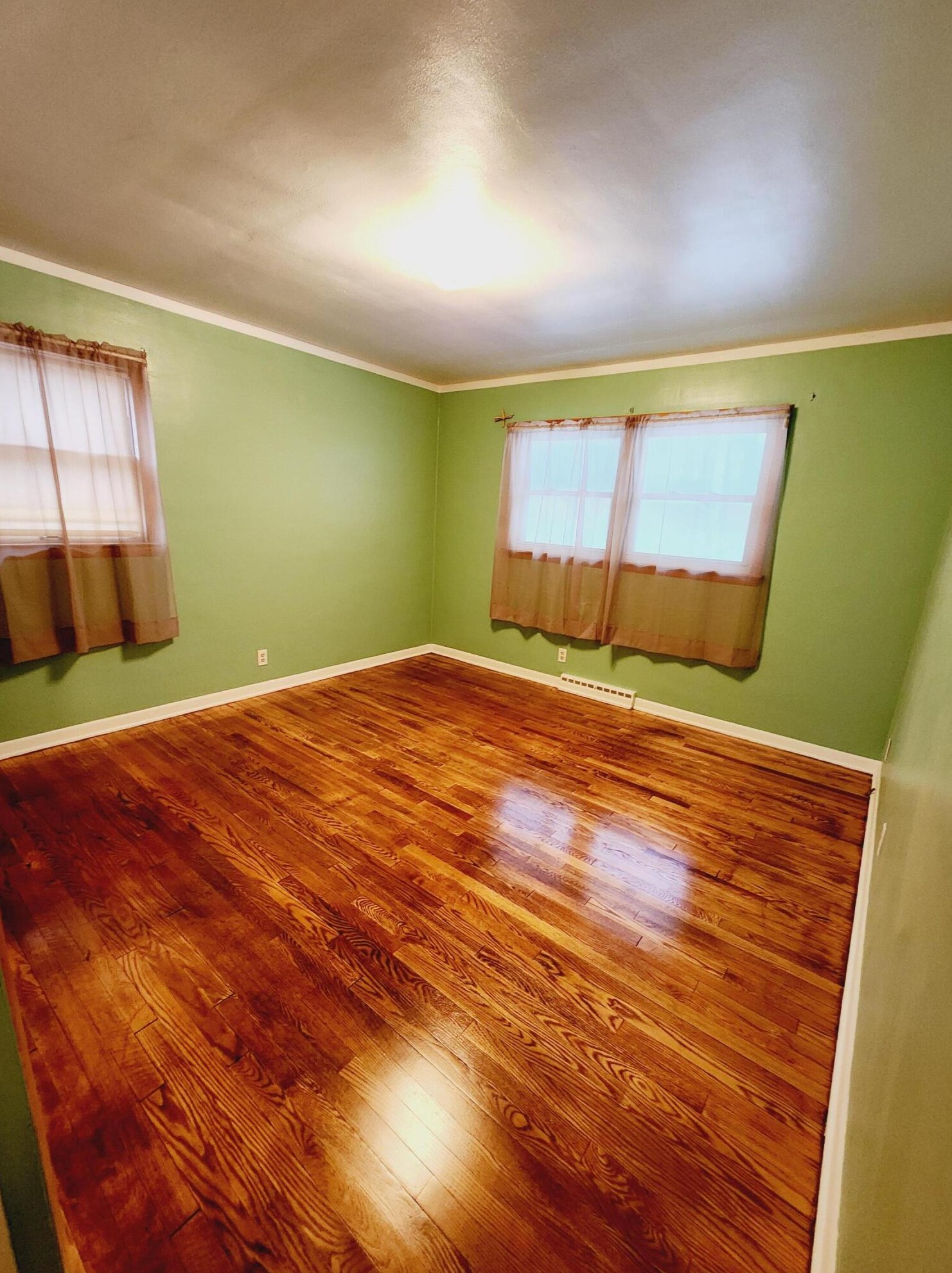 3243 Lunham Ave, Cudahy WI 53110-1029 exterior