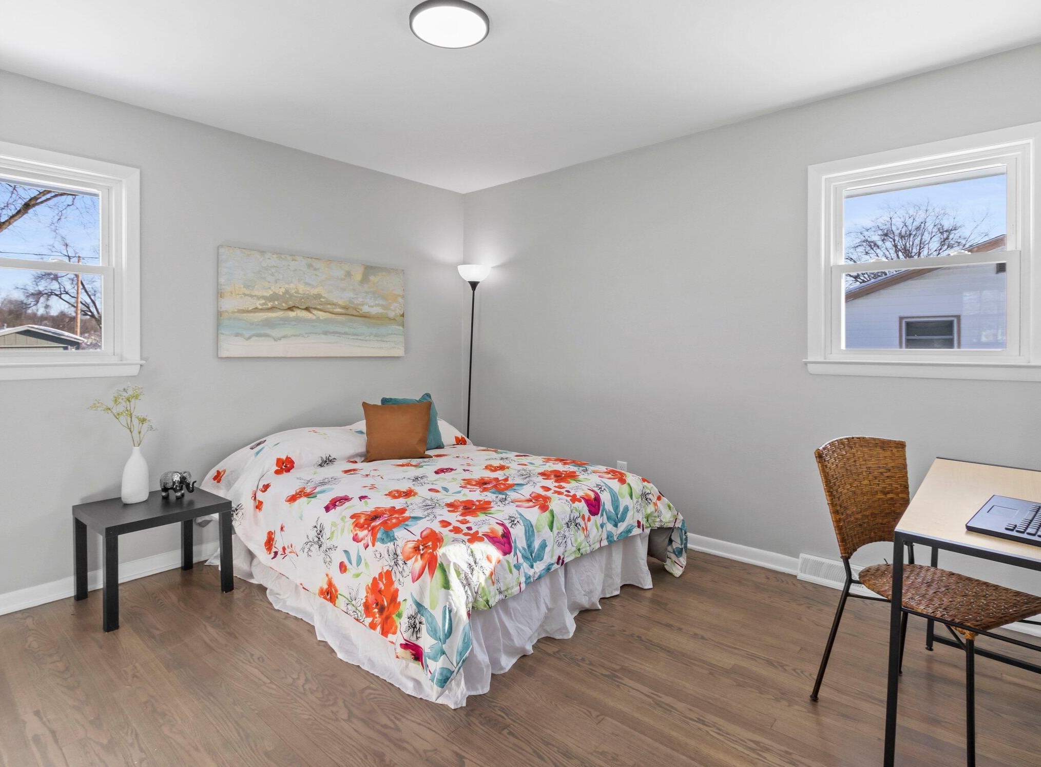 525 Lincoln Ave, Hartford WI  53027-2216 exterior