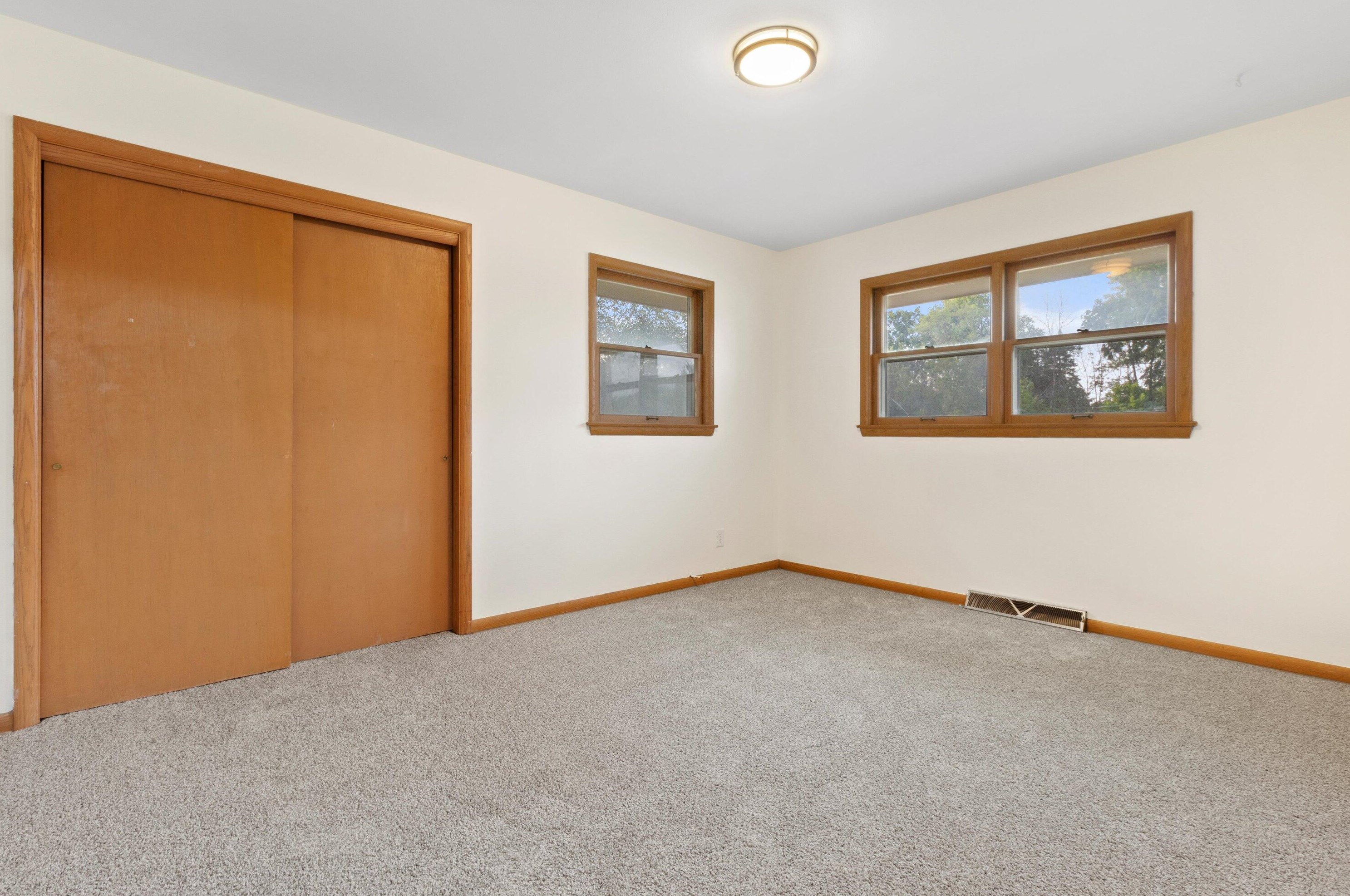 4617 Good Hope Rd, Milwaukee WI  53223-4837 exterior