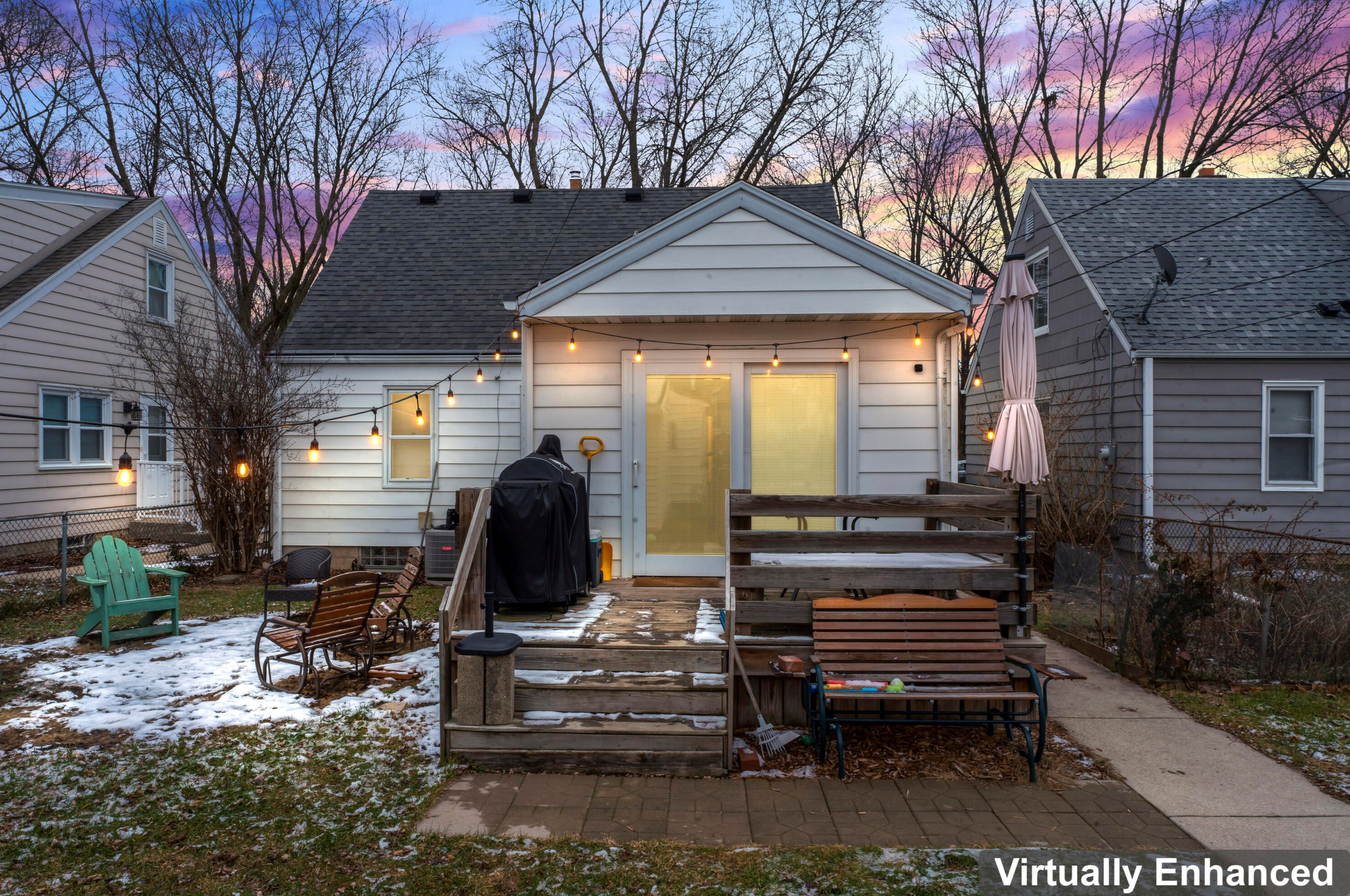 3341 88th St, Milwaukee WI  53222-3647 exterior