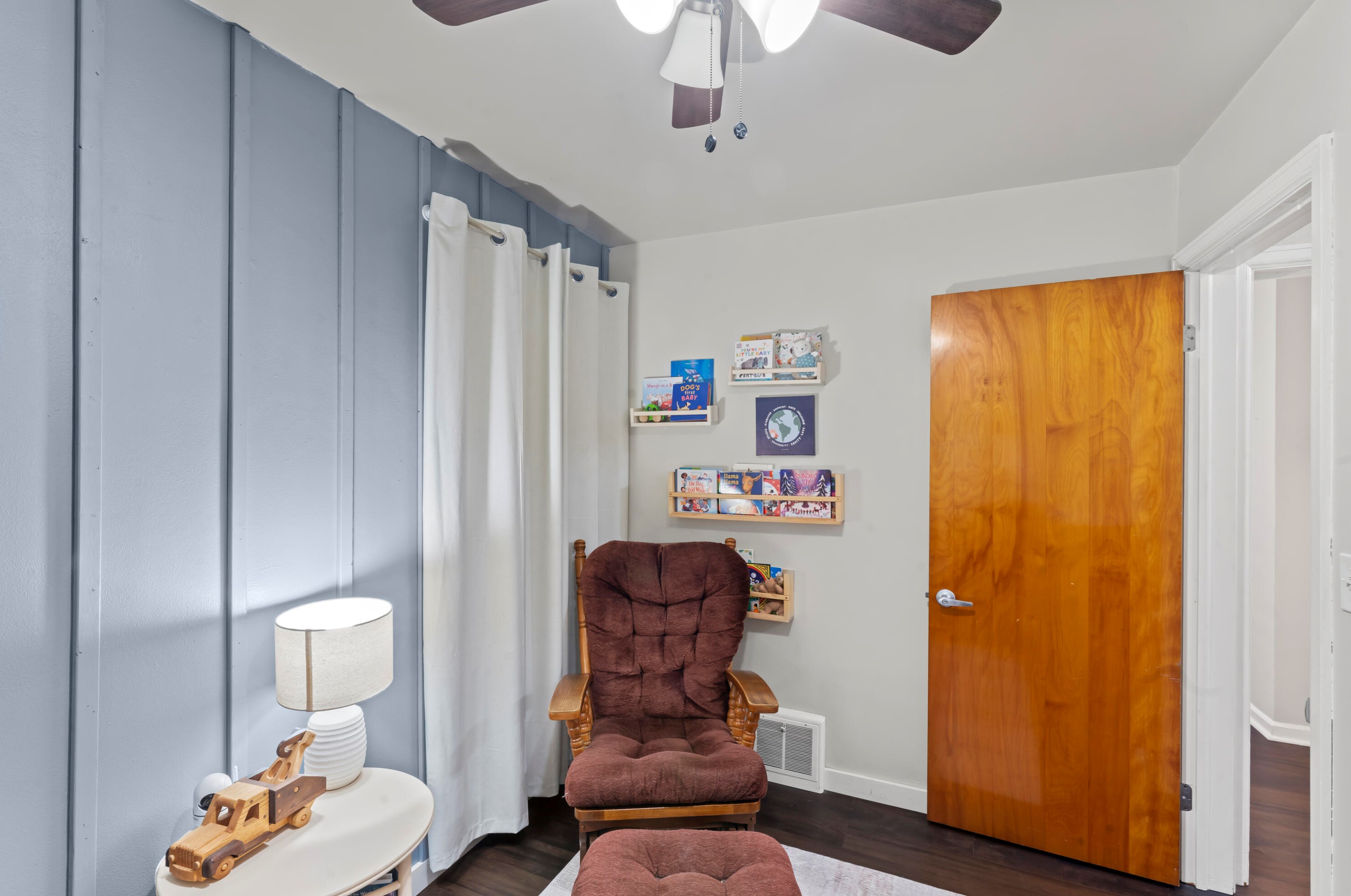 3341 88th St, Milwaukee WI  53222-3647 exterior