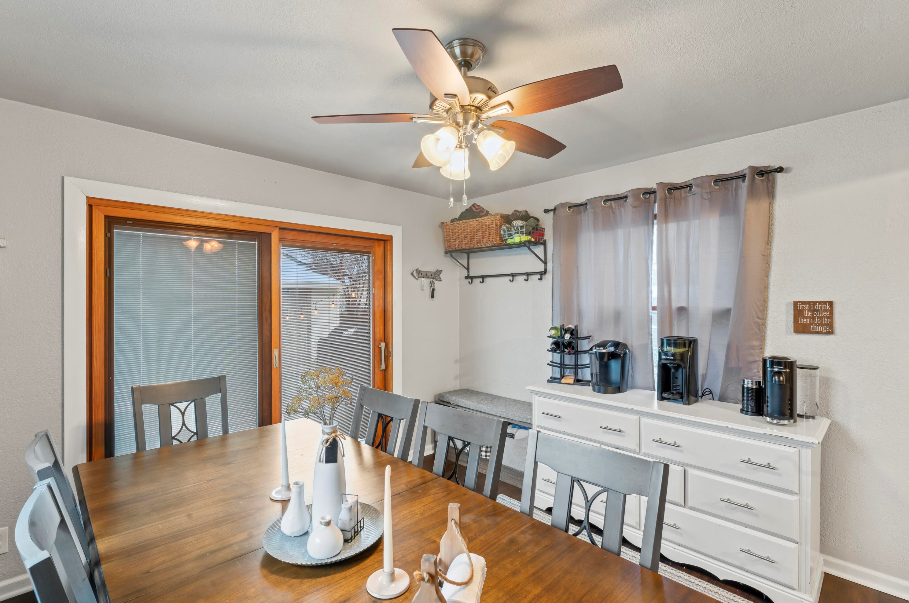 3341 88th St, Milwaukee WI  53222-3647 exterior