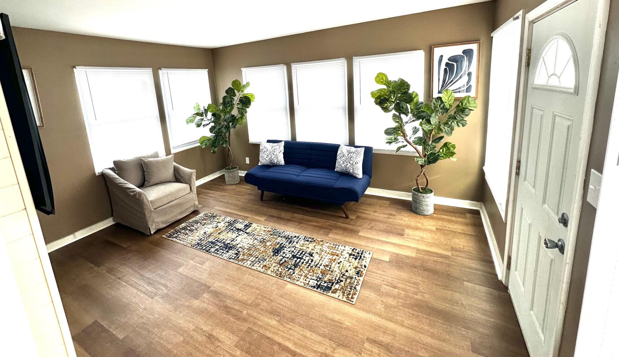 3360 89th St, Milwaukee WI  53227-4525 exterior