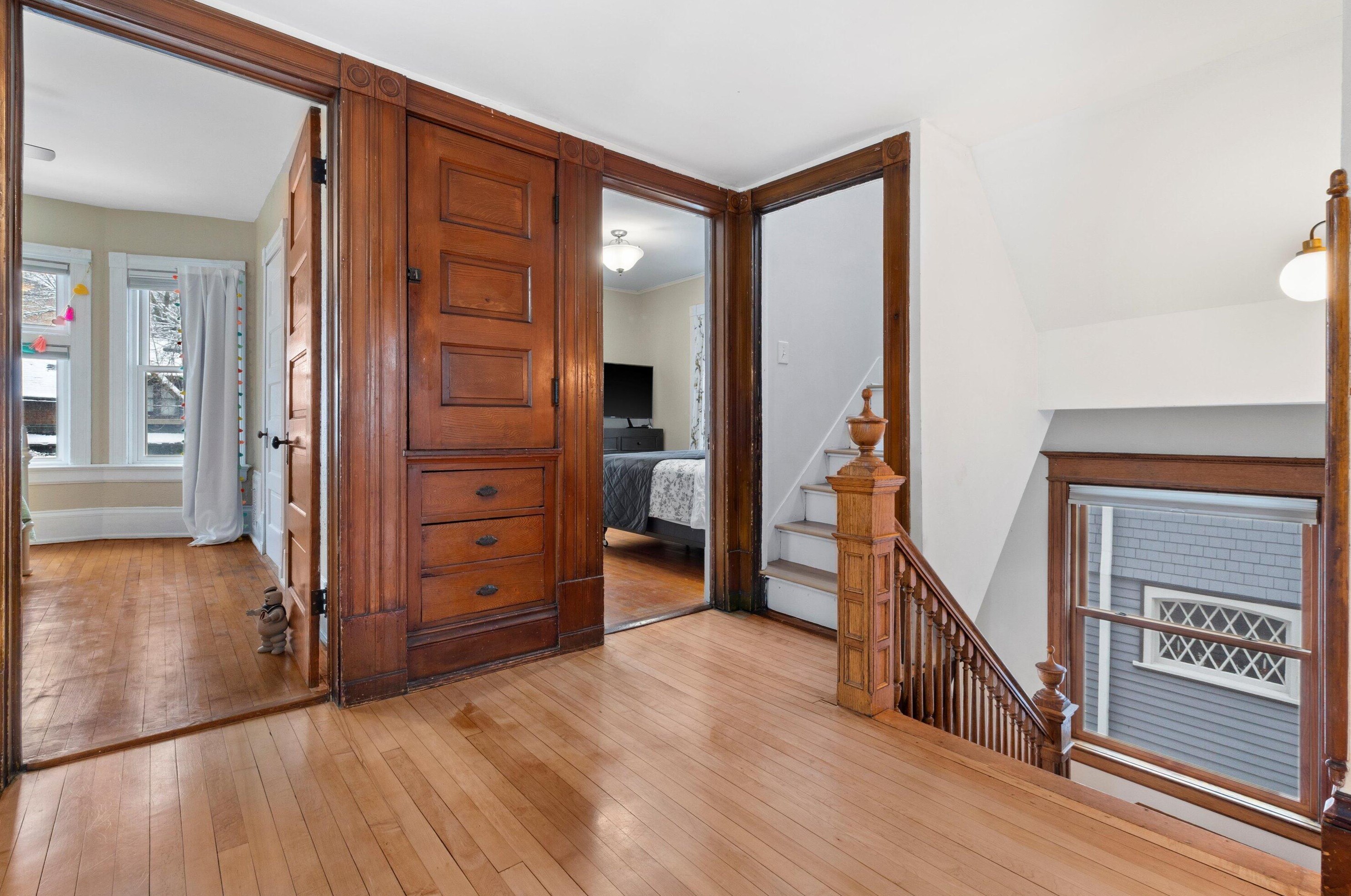 2118 Park Pl, Milwaukee WI  53211-3654 exterior