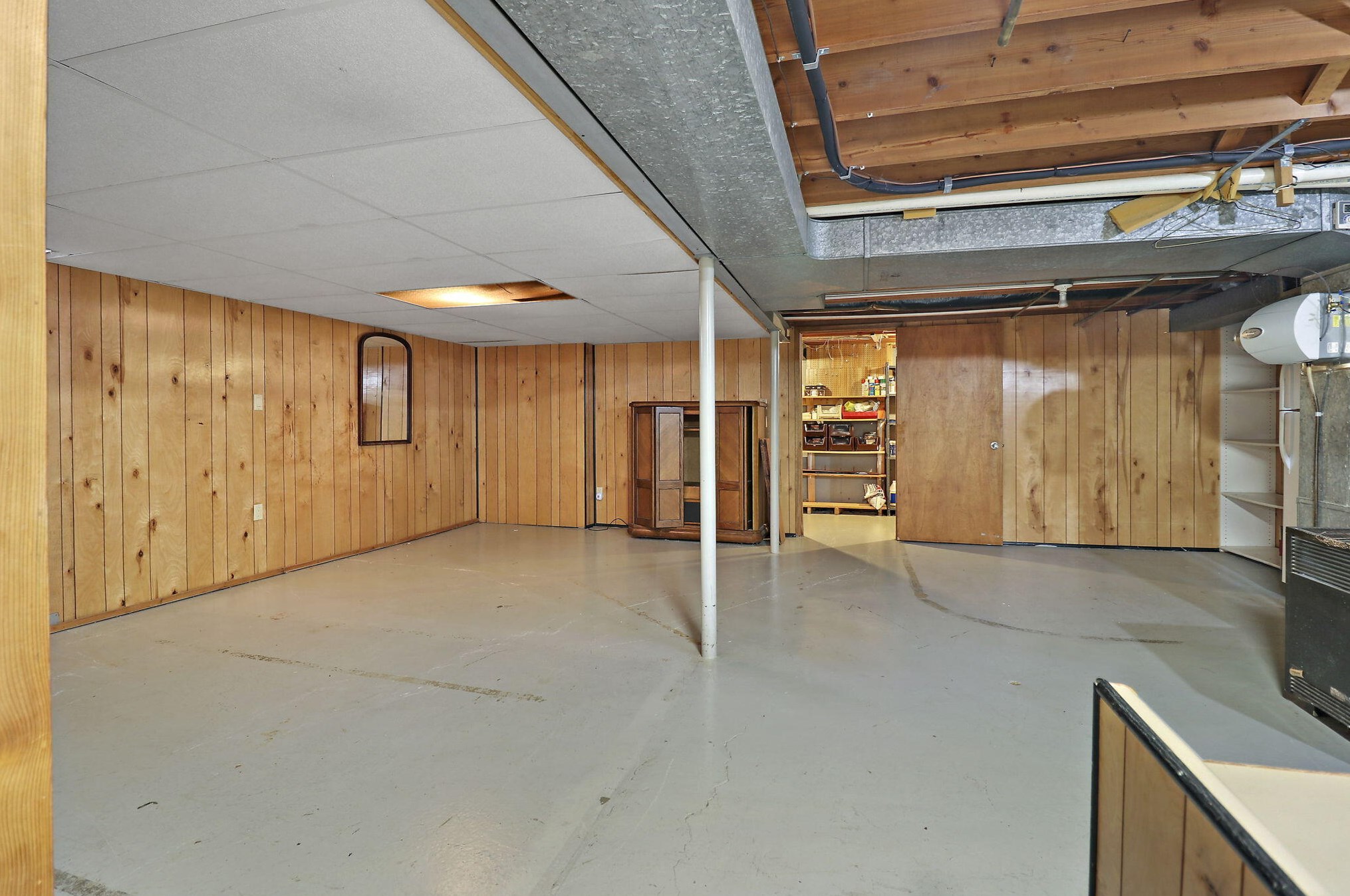 2302 Lincoln Rd, Kenosha WI  53143-1425 exterior