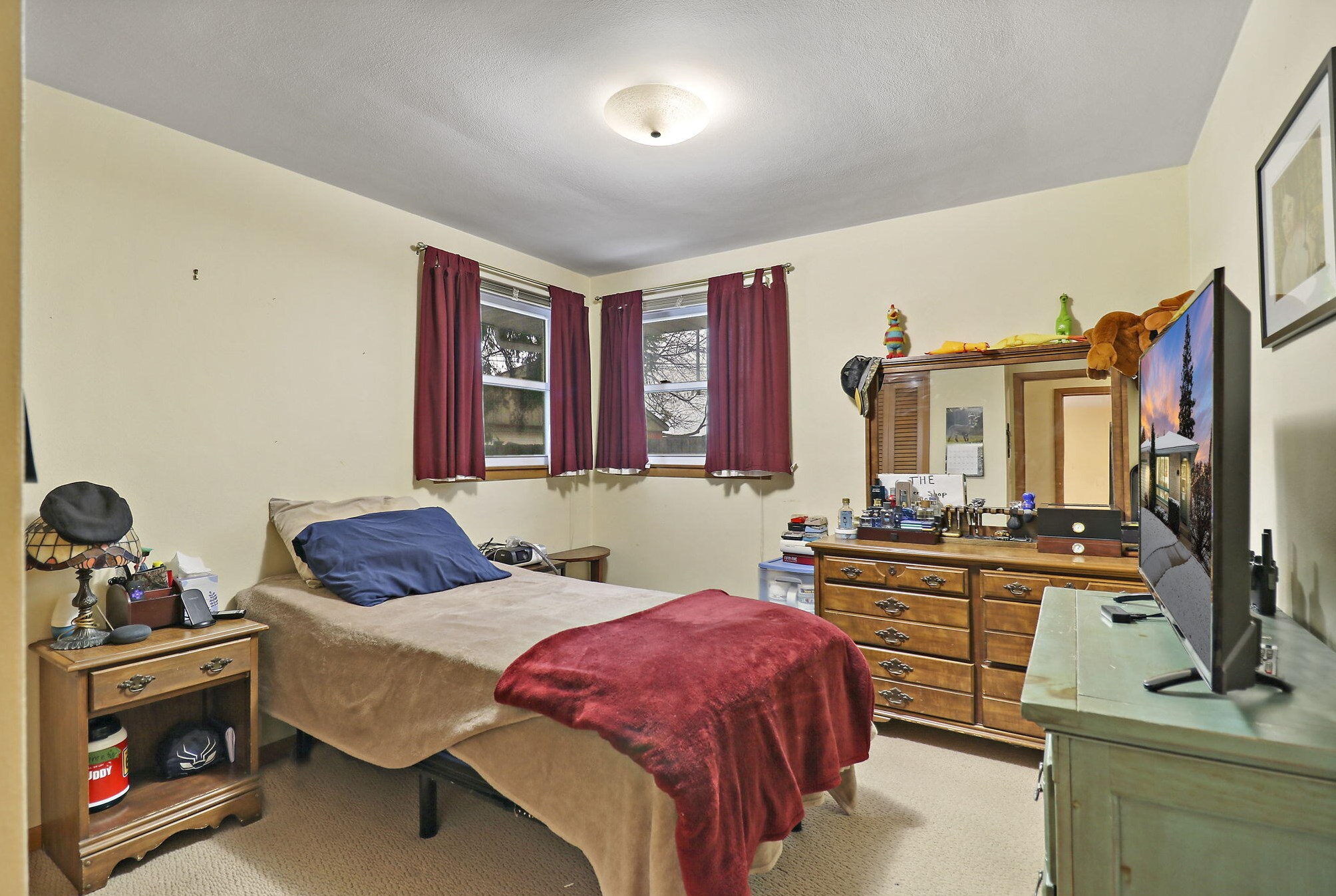 2302 Lincoln Rd, Kenosha WI  53143-1425 exterior