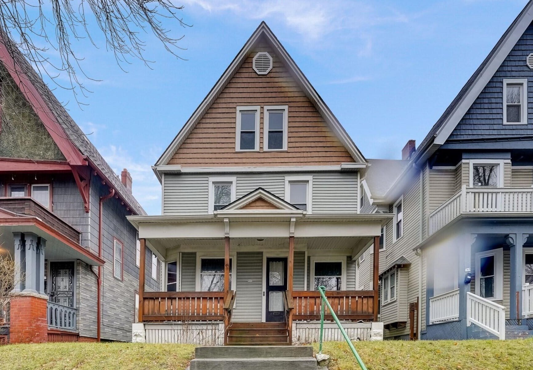 803 31st St, Milwaukee WI  53215-1219 exterior