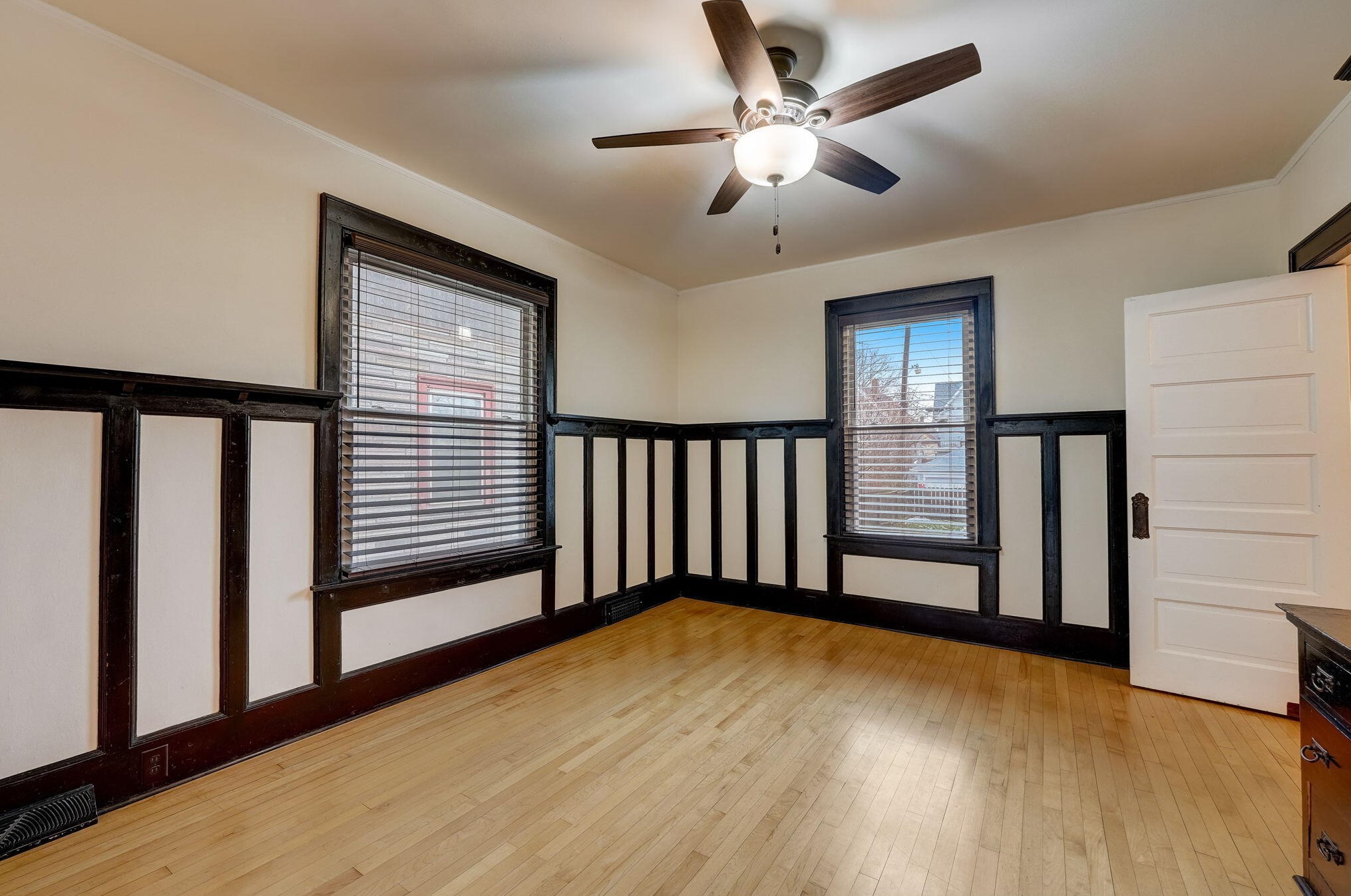 803 31st St, Milwaukee WI  53215-1219 exterior