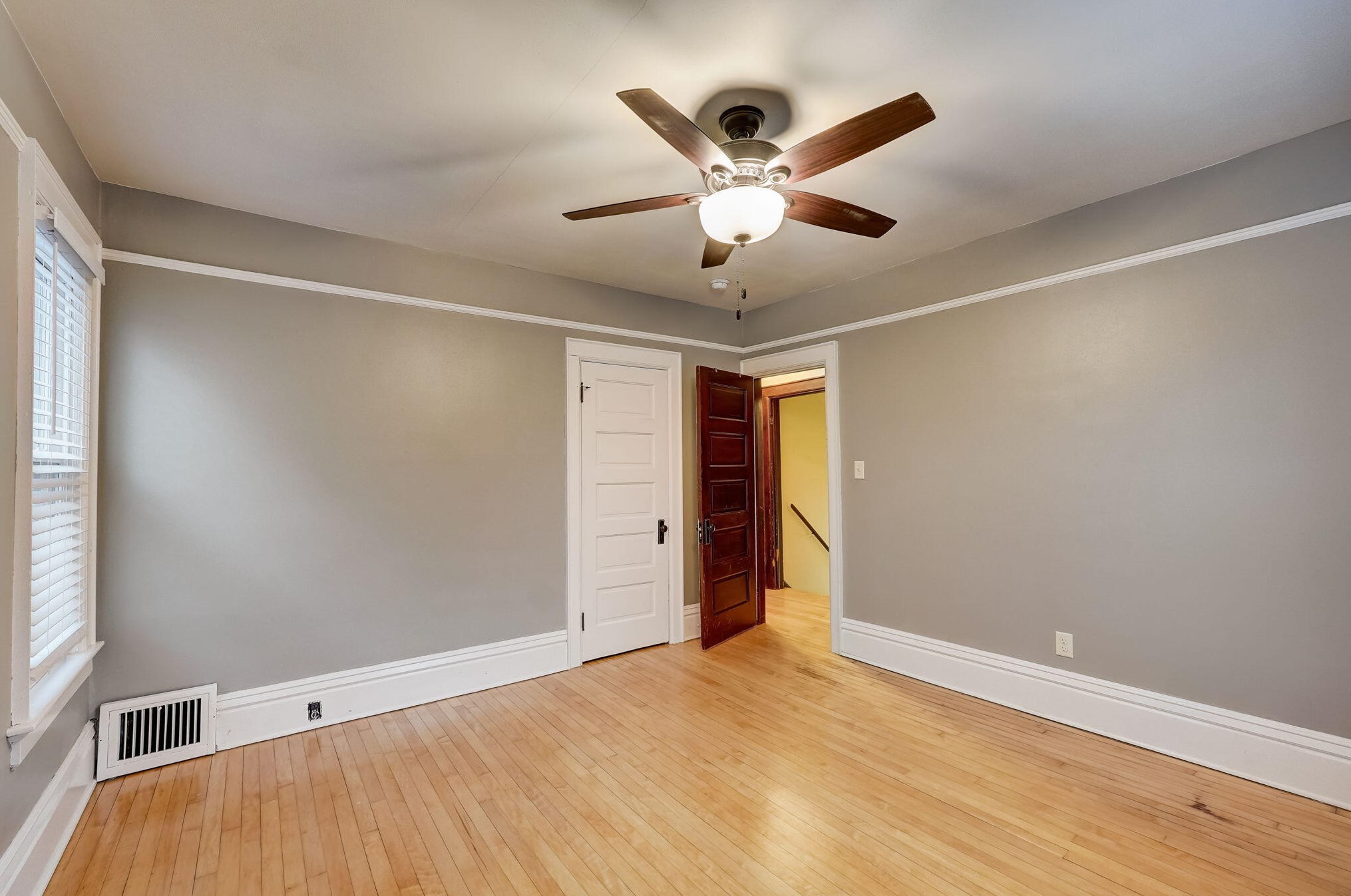 803 31st St, Milwaukee WI  53215-1219 exterior