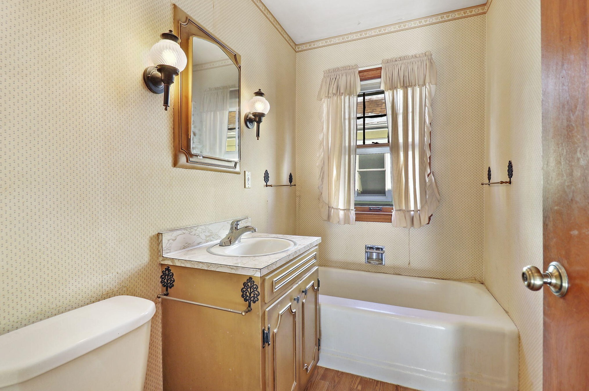 7323 43 Ave, Kenosha WI 53142-4217 exterior