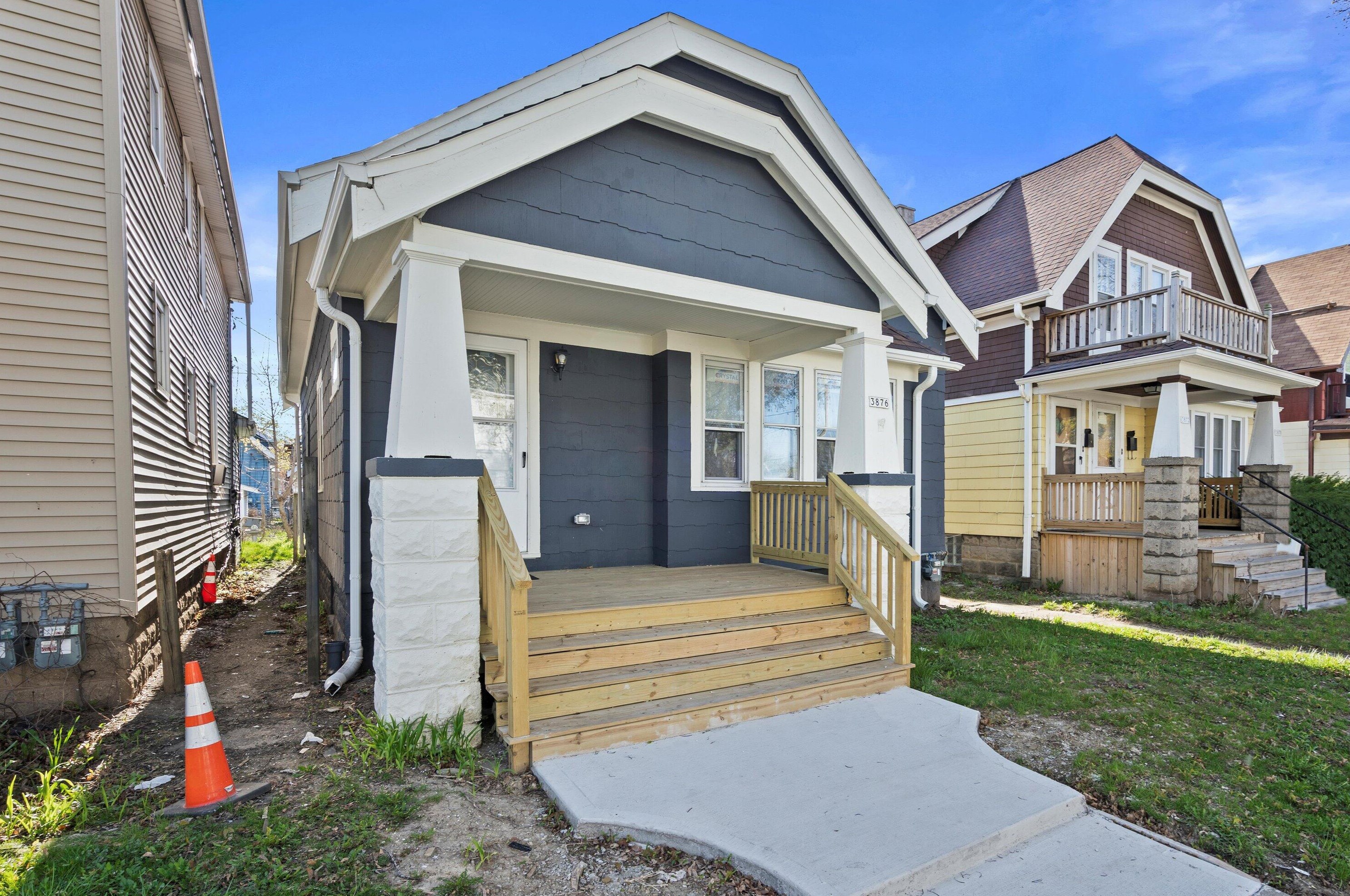 3876 22nd St, Milwaukee WI  53206-1934 exterior