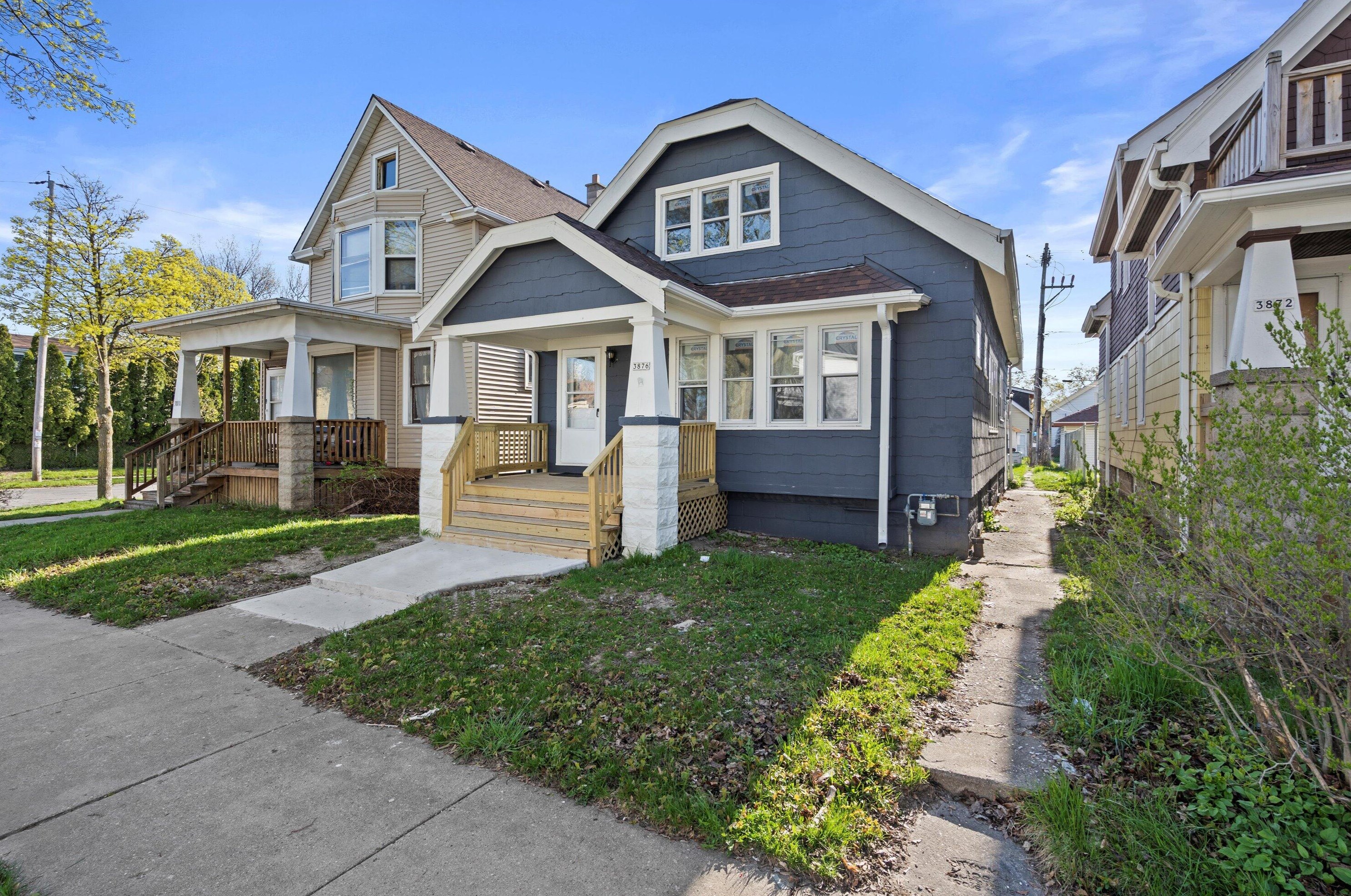 3876 22nd St, Milwaukee WI  53206-1934 exterior