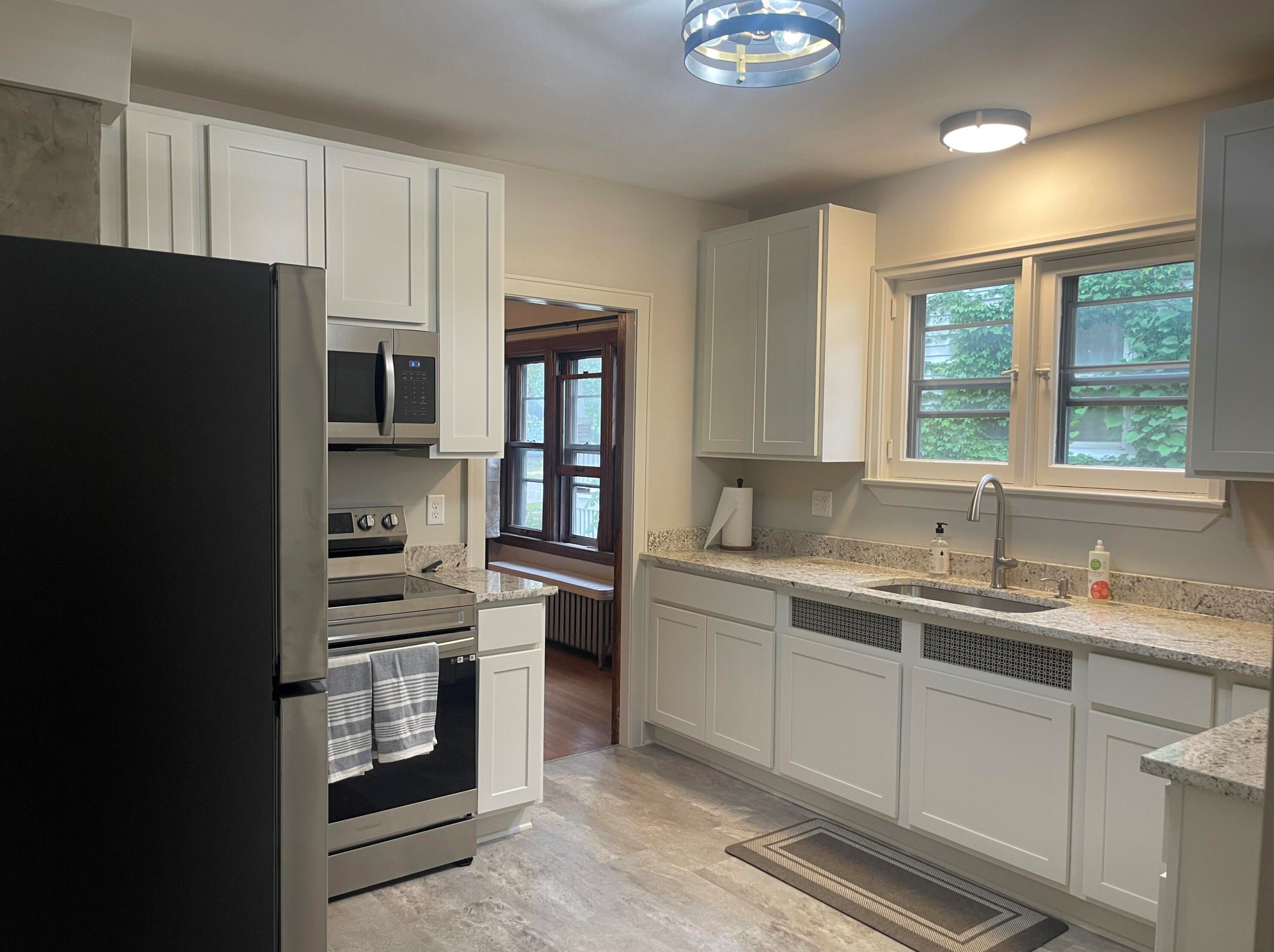 517 66th St, Milwaukee WI  53213-4057 exterior