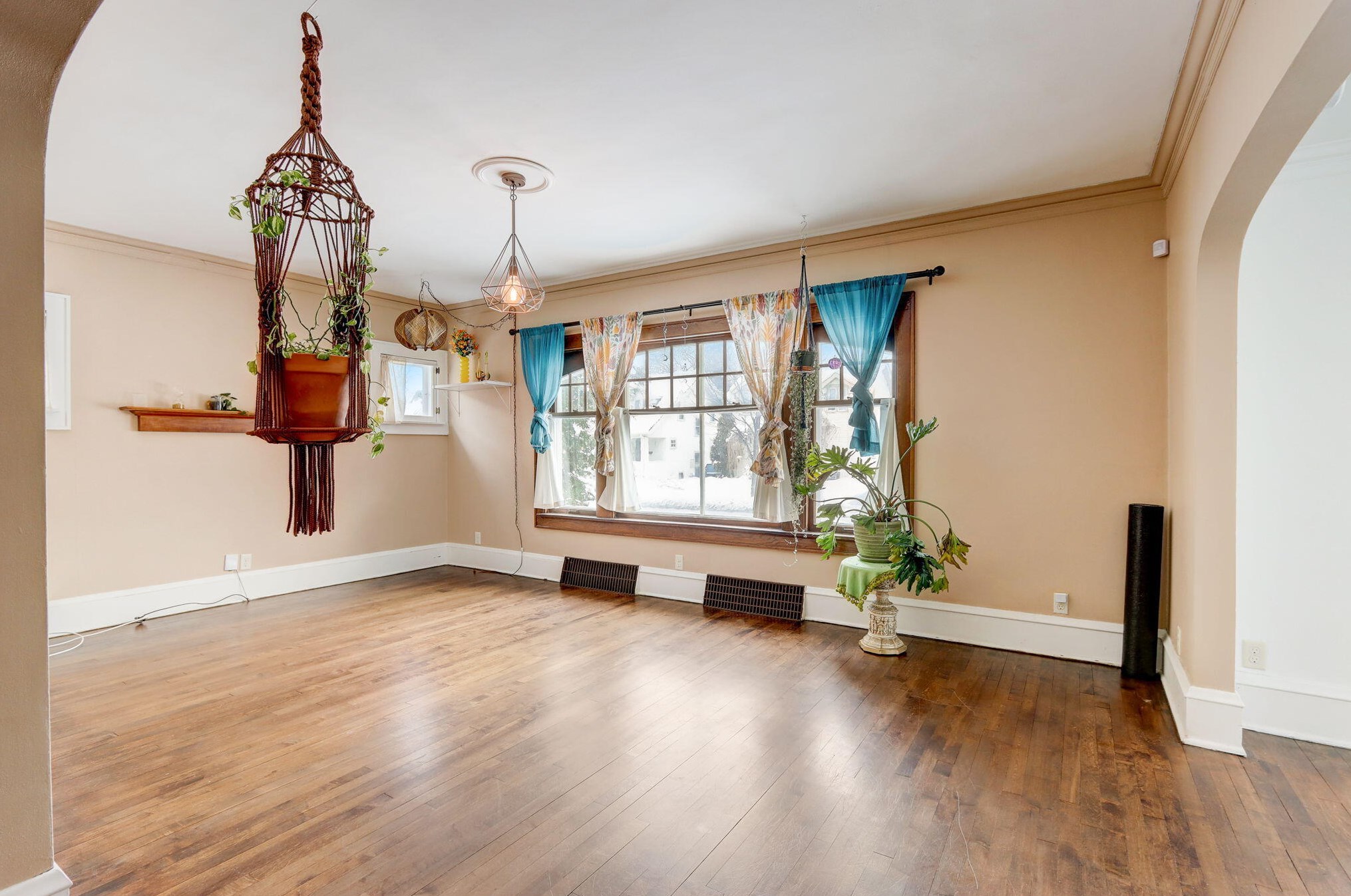 2113 55th St, Milwaukee WI  53219-1503 exterior