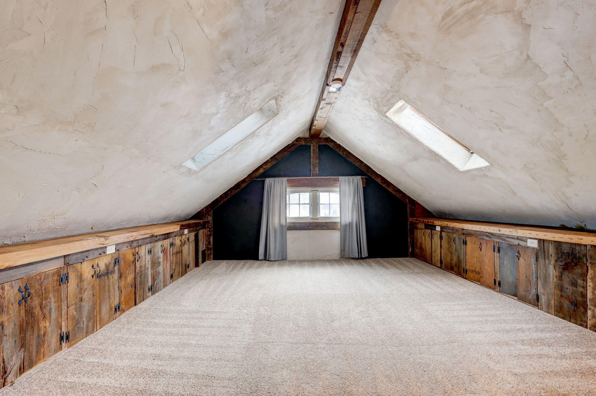 2113 55th St, Milwaukee WI  53219-1503 exterior