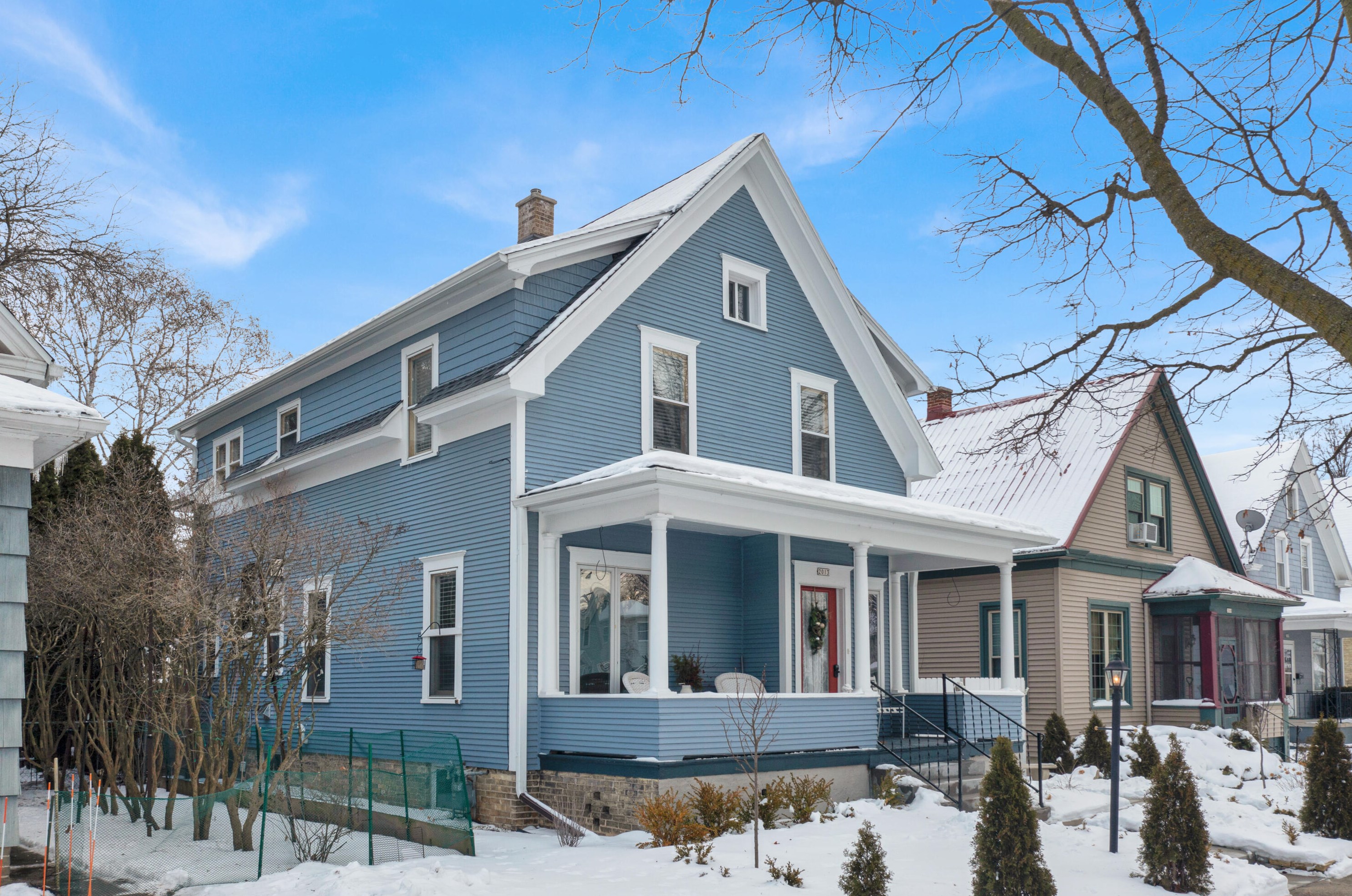 2013 10th St, Sheboygan WI  53081-2627 exterior