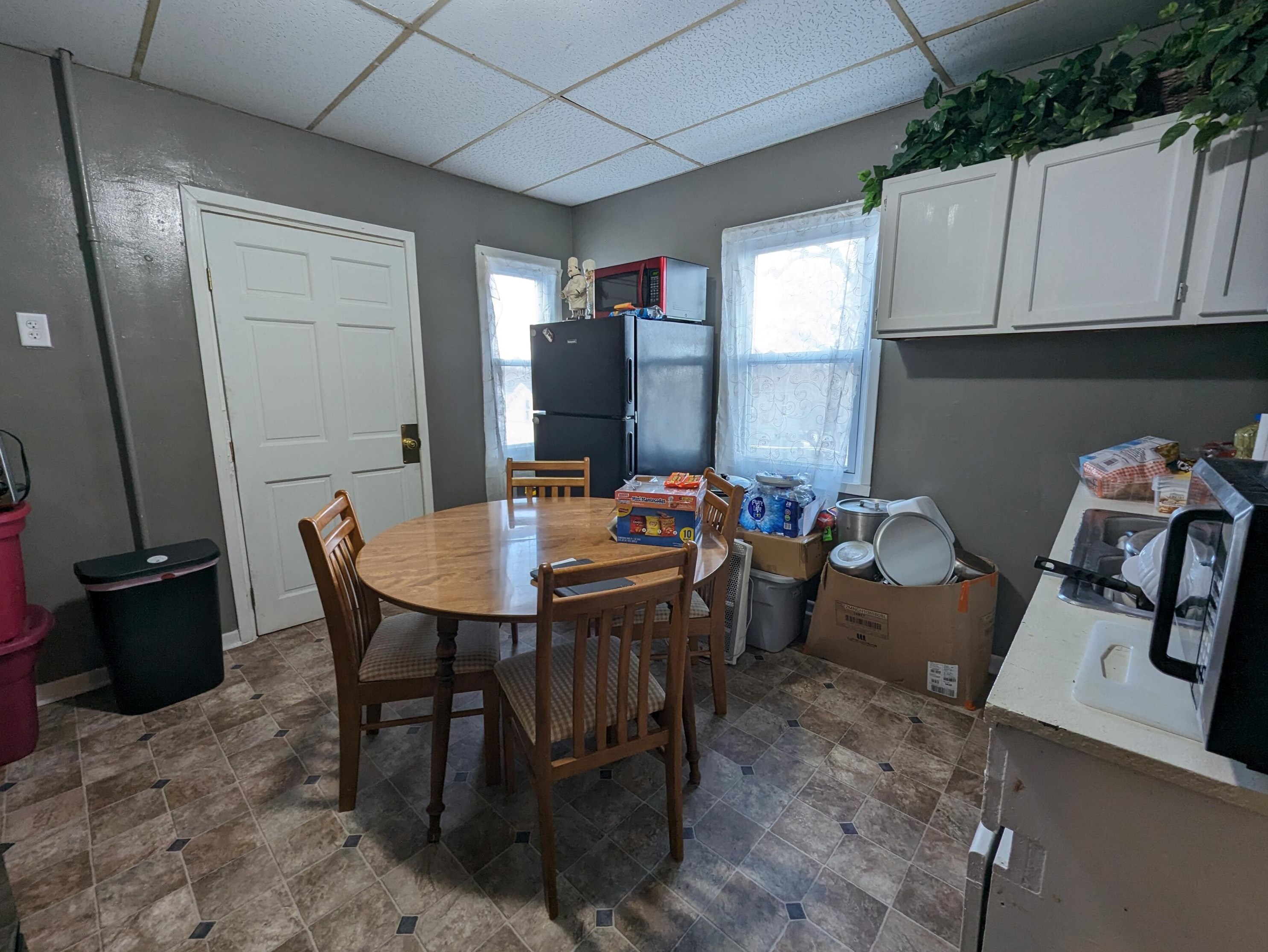 1225 Cherry St, Racine WI  53403-1318 exterior