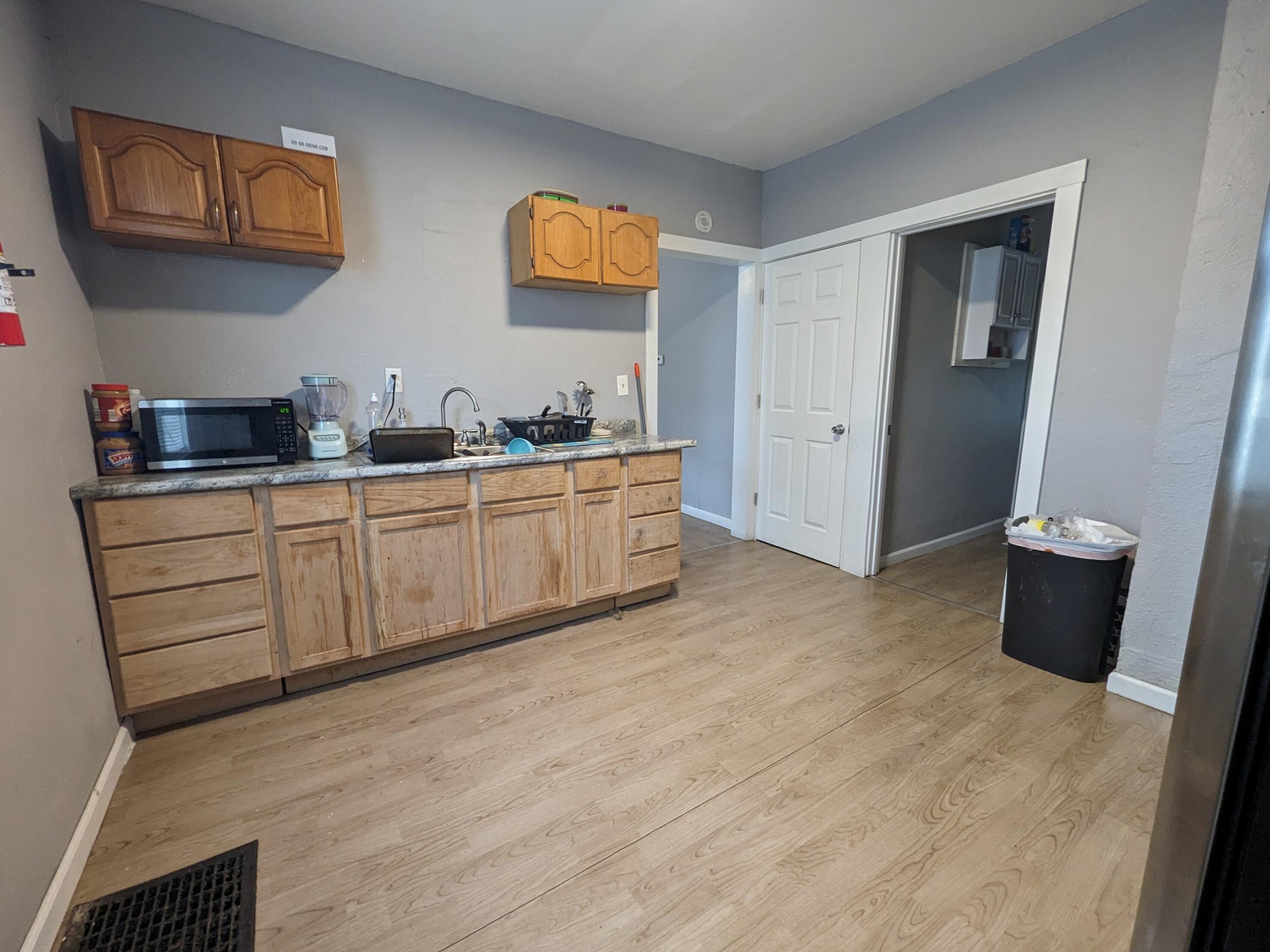 1225 Cherry St, Racine WI  53403-1318 exterior