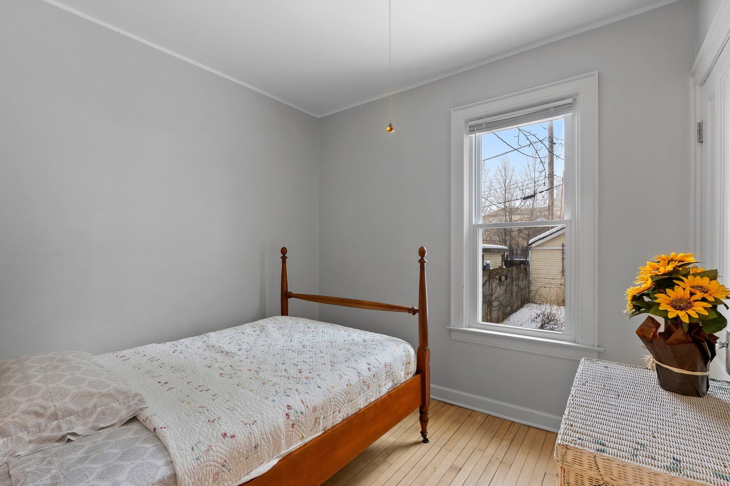 3250 Booth St, Milwaukee WI 53212-2136 exterior