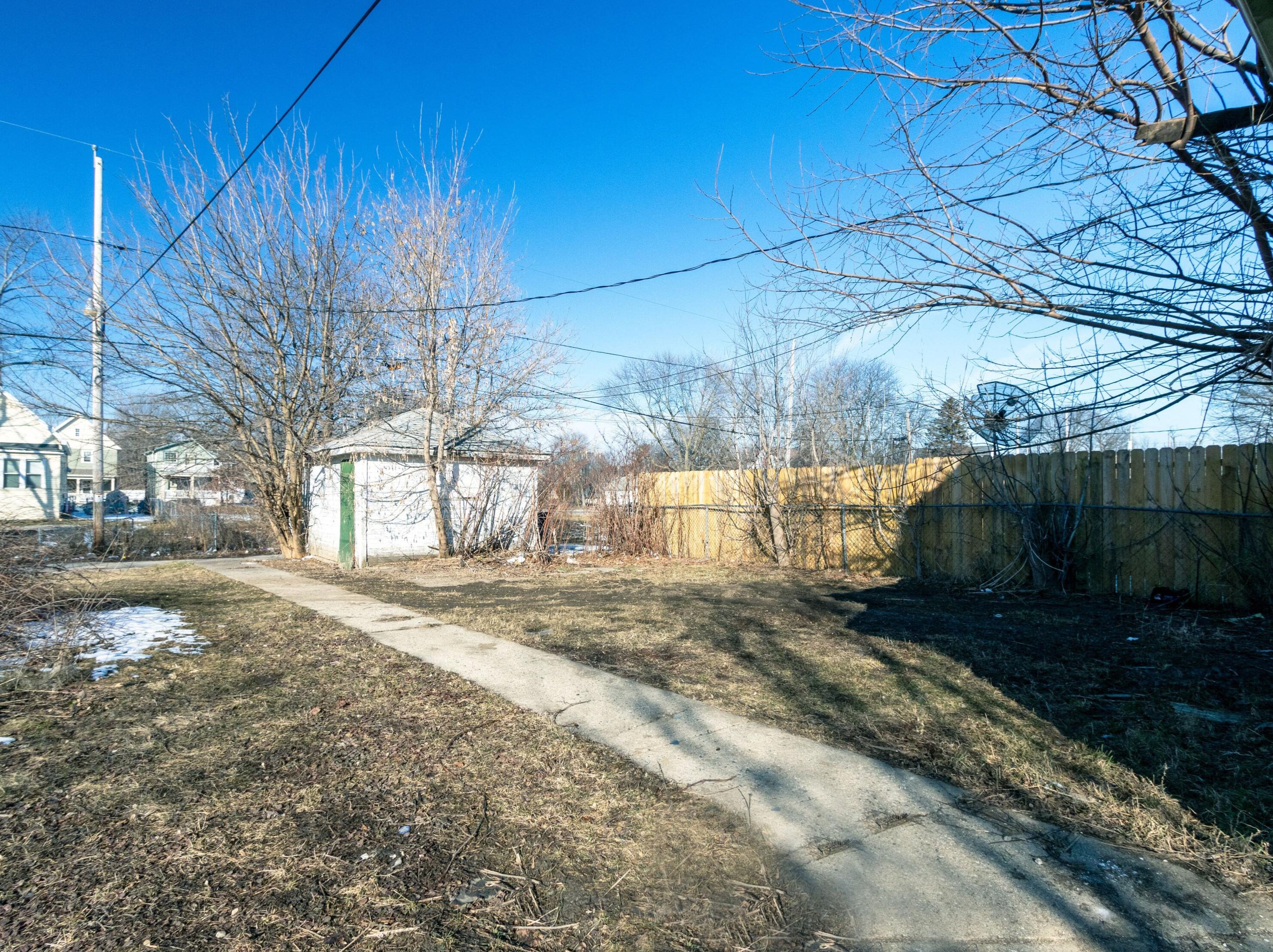 2853 9th St, Milwaukee WI  53215-3939 exterior