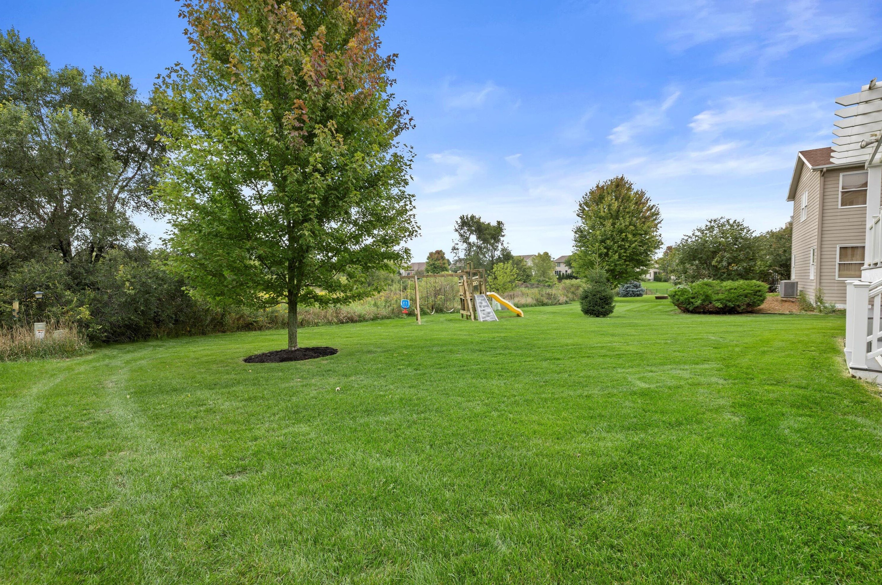 15540 73rd St, Kenosha WI  53142-8823 exterior