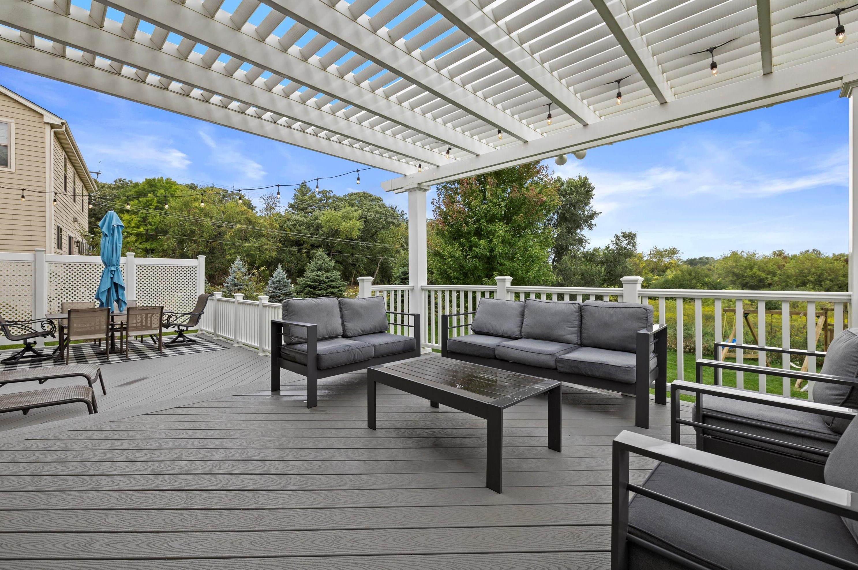 15540 73rd St, Kenosha WI  53142-8823 exterior
