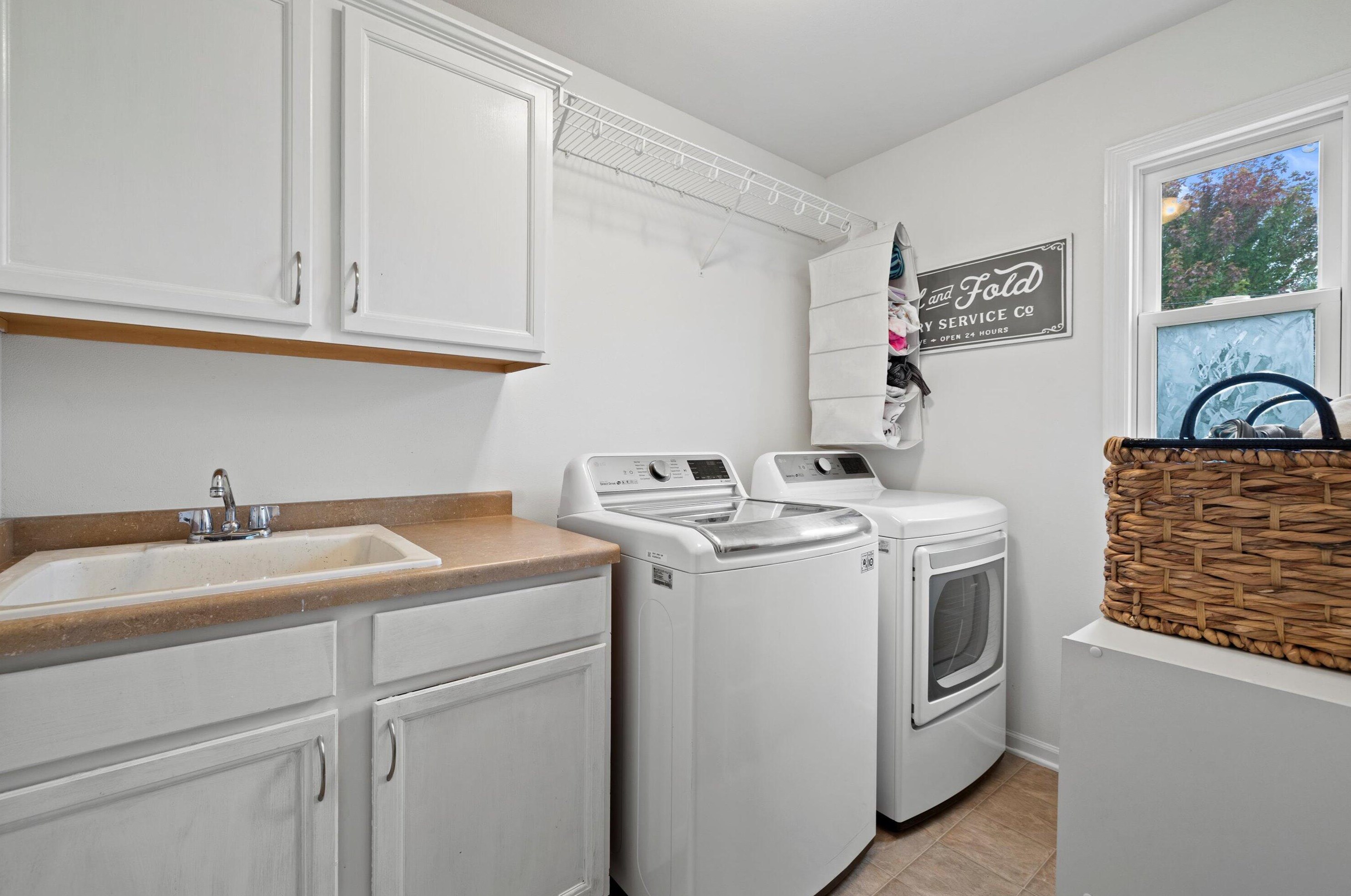15540 73rd St, Kenosha WI  53142-8823 exterior