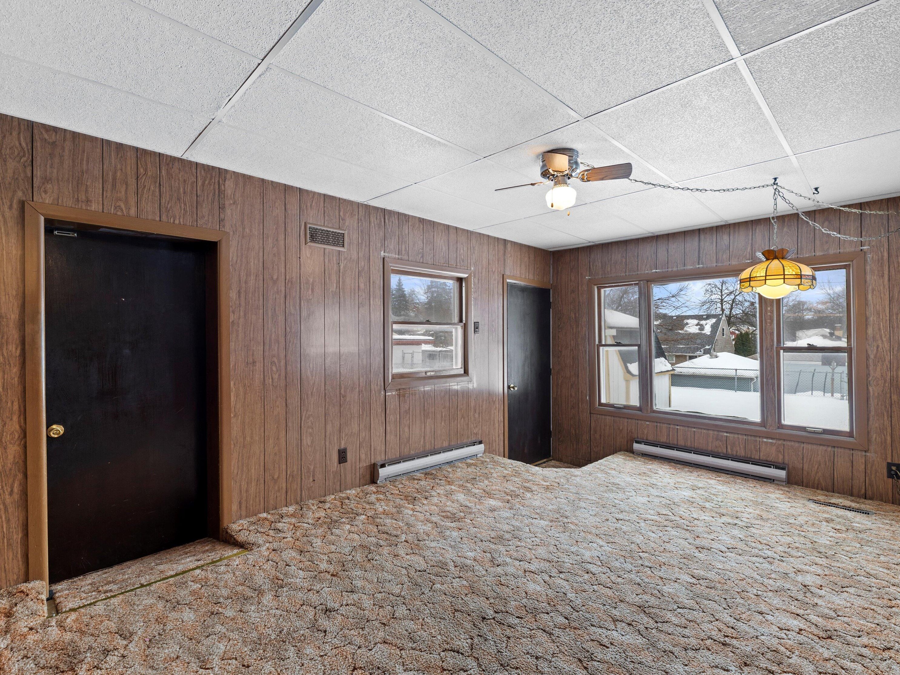 821 100, Milwaukee WI 53222-1314 exterior