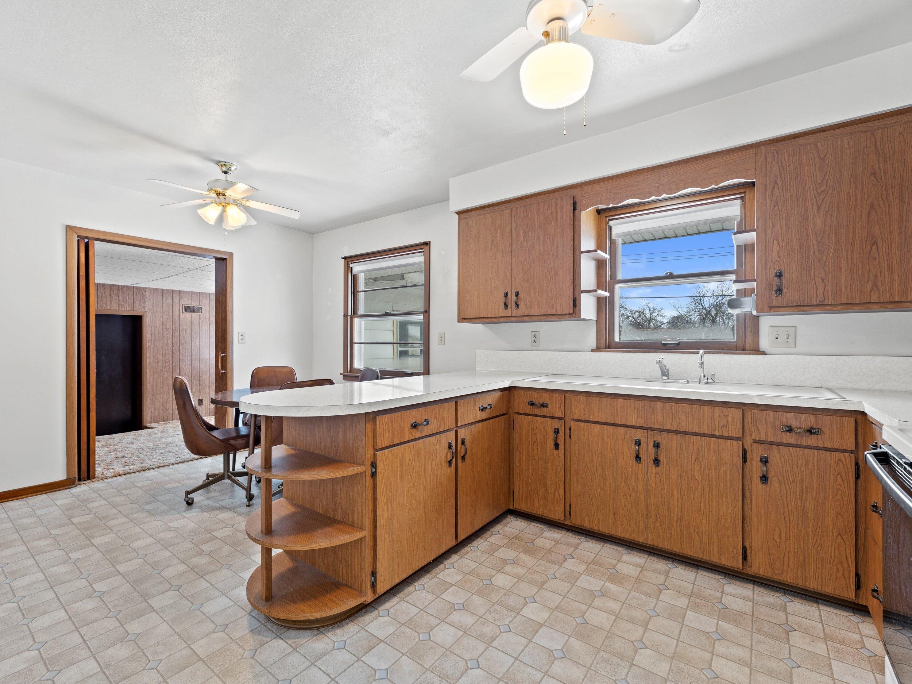 821 100, Milwaukee WI 53222-1314 exterior