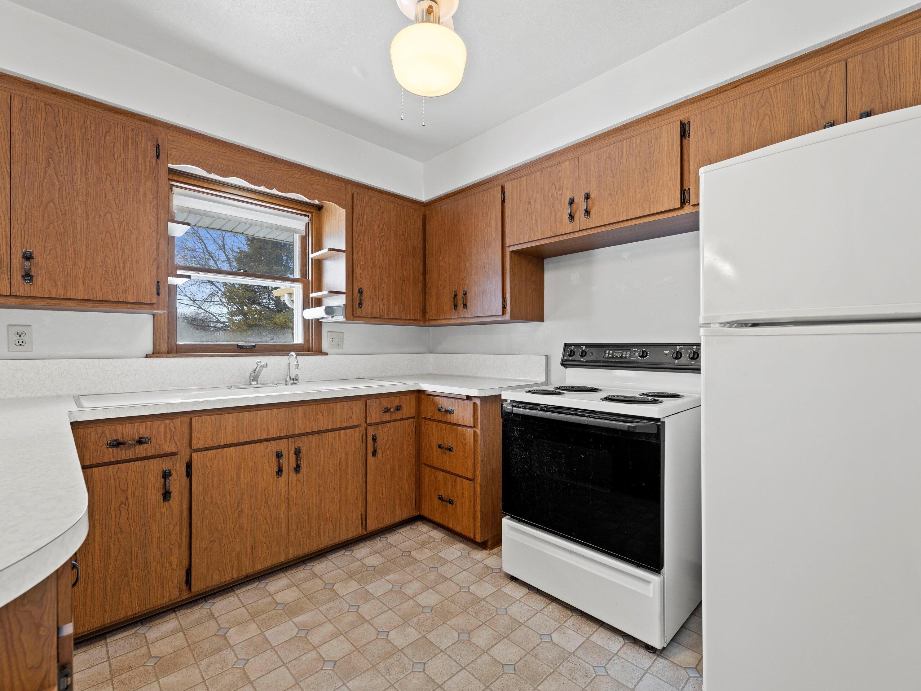 821 100, Milwaukee WI 53222-1314 exterior