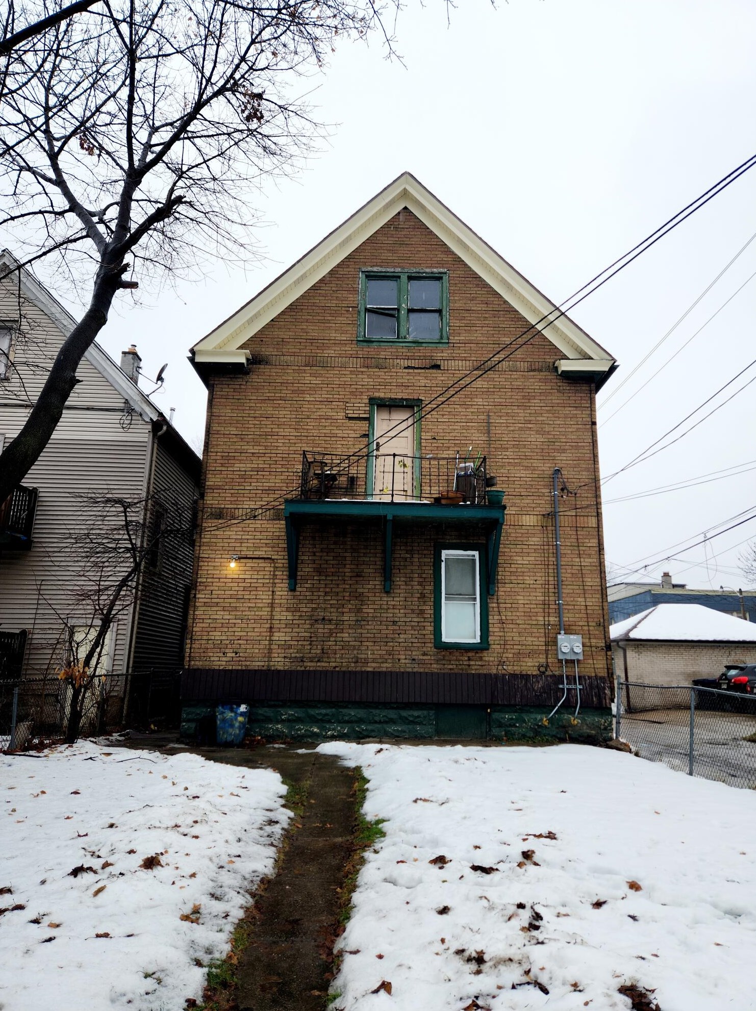 1718 24th St, Milwaukee WI  53204-3001 exterior