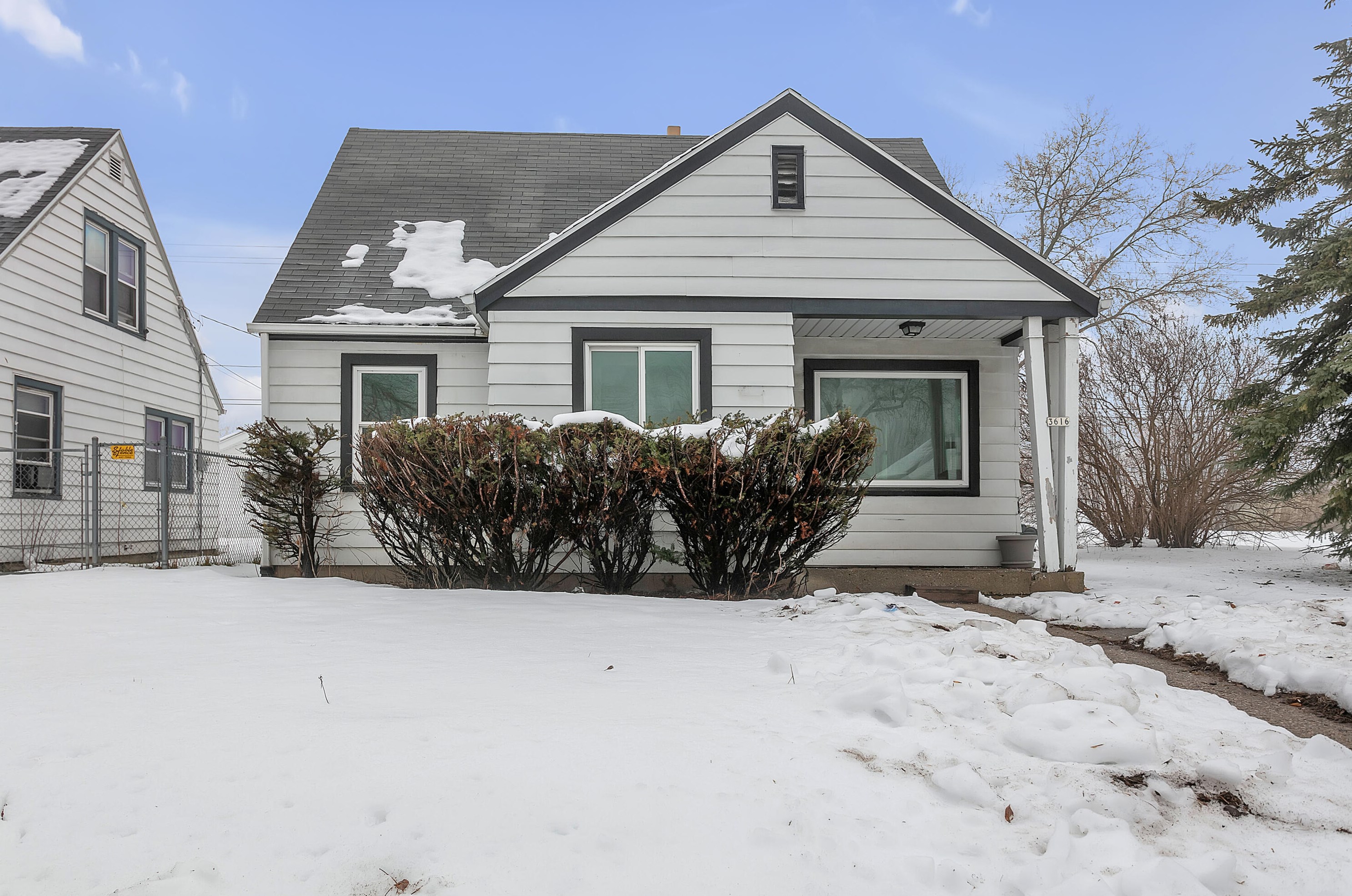 3616 36th St, Milwaukee WI  53216-3404 exterior