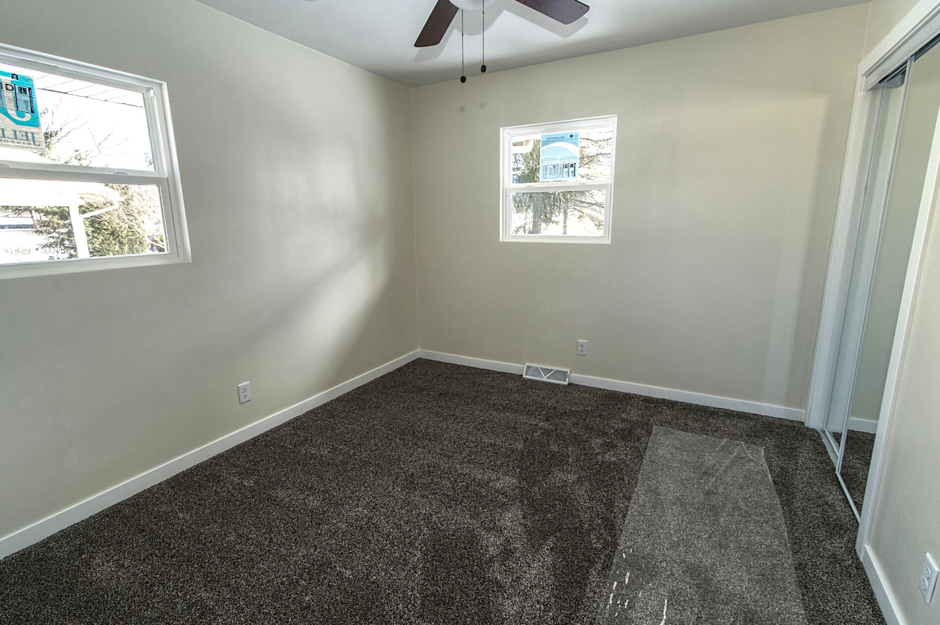 821 Beverly Ln, West Bend WI  53090-2324 exterior