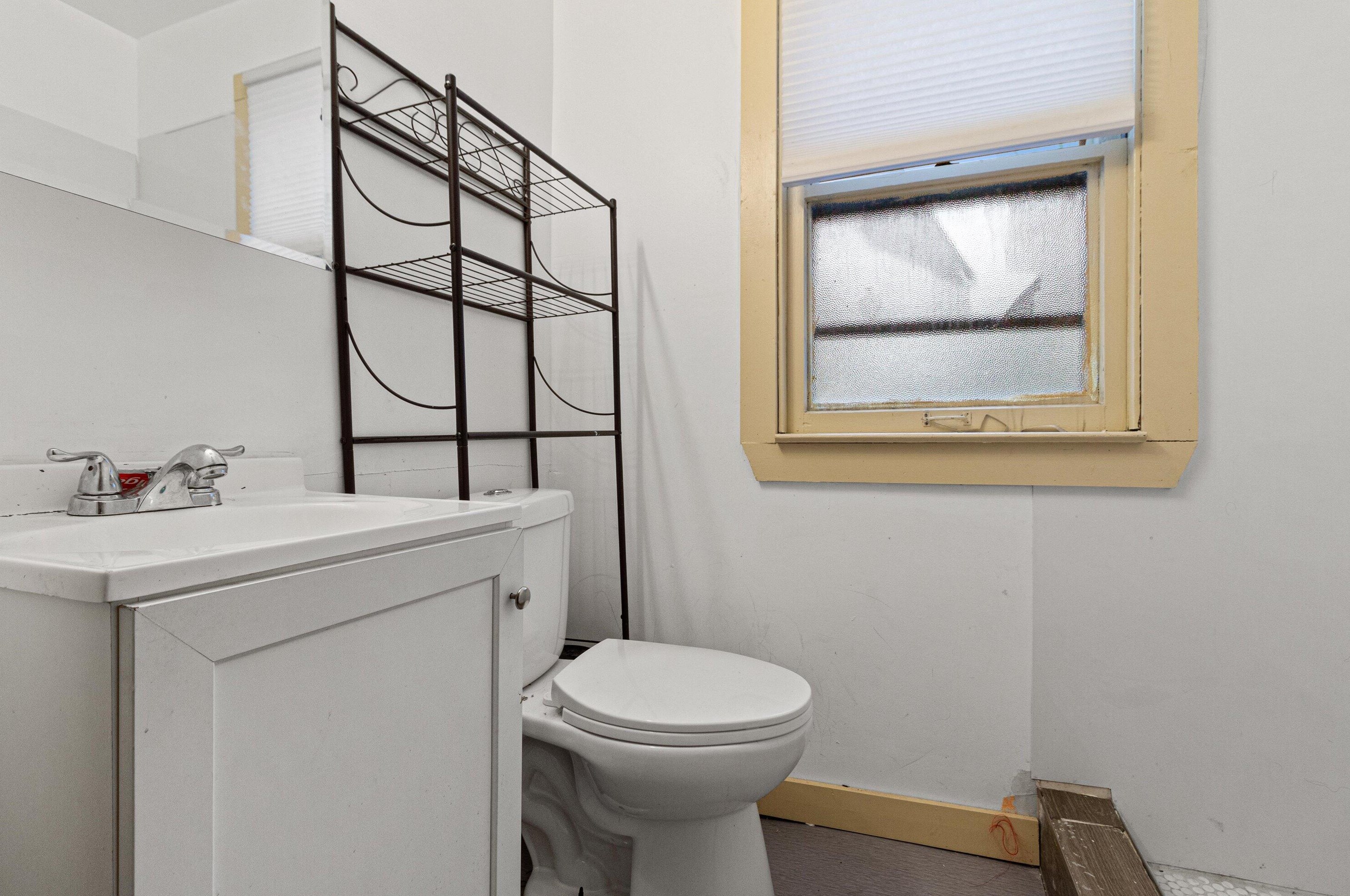 2622 20th St, Milwaukee WI 53215-3015 exterior