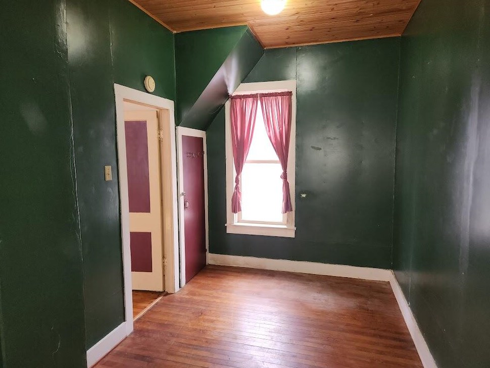 711 16 St, Manitowoc WI 54220-3805 exterior