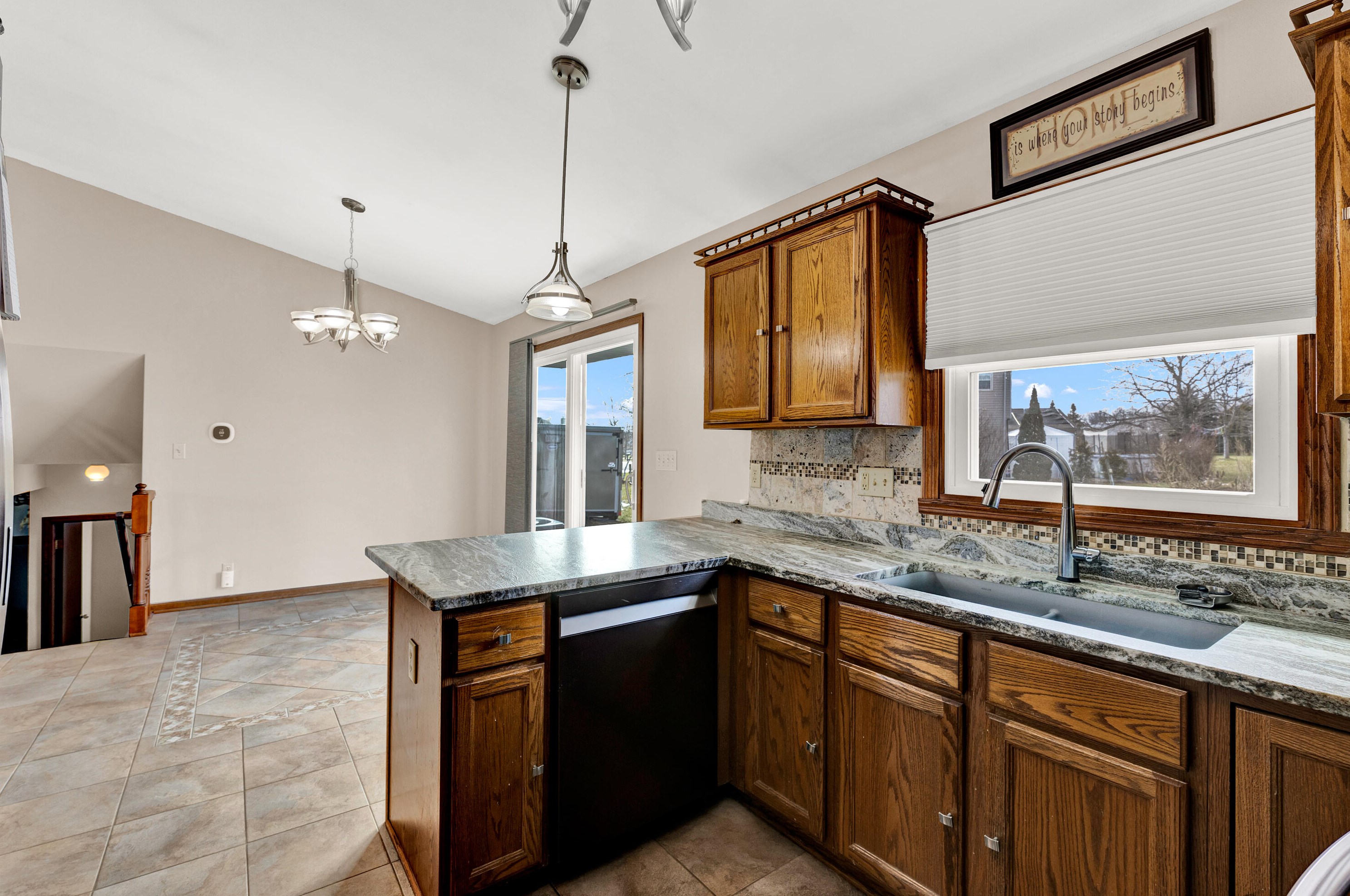 6748 Bay Wood Dr, Racine WI  53402-1383 exterior
